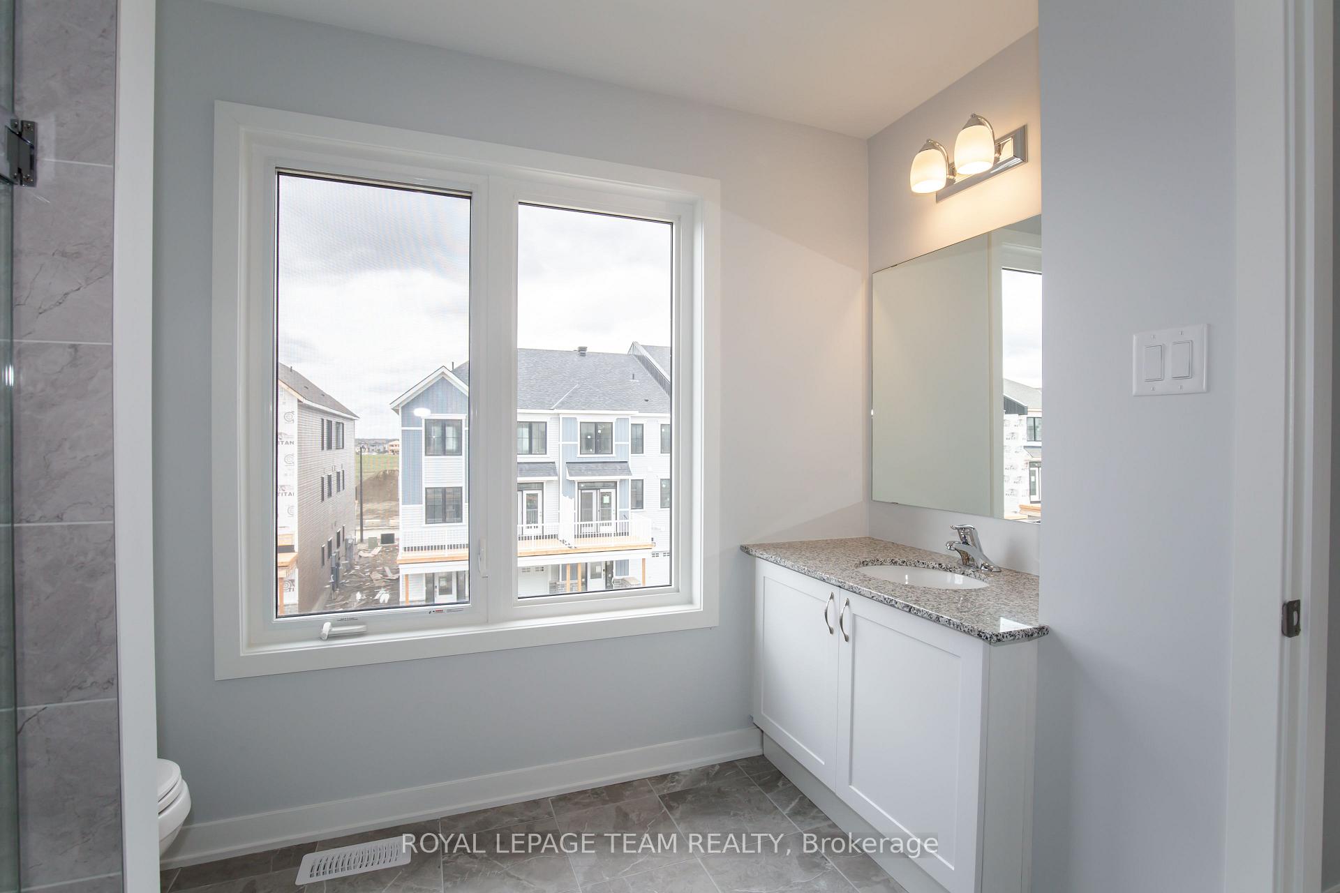Photo 36 of 29 Stitch Mews N, Ottawa, Remainder of Stittsville & Area — HOMEH