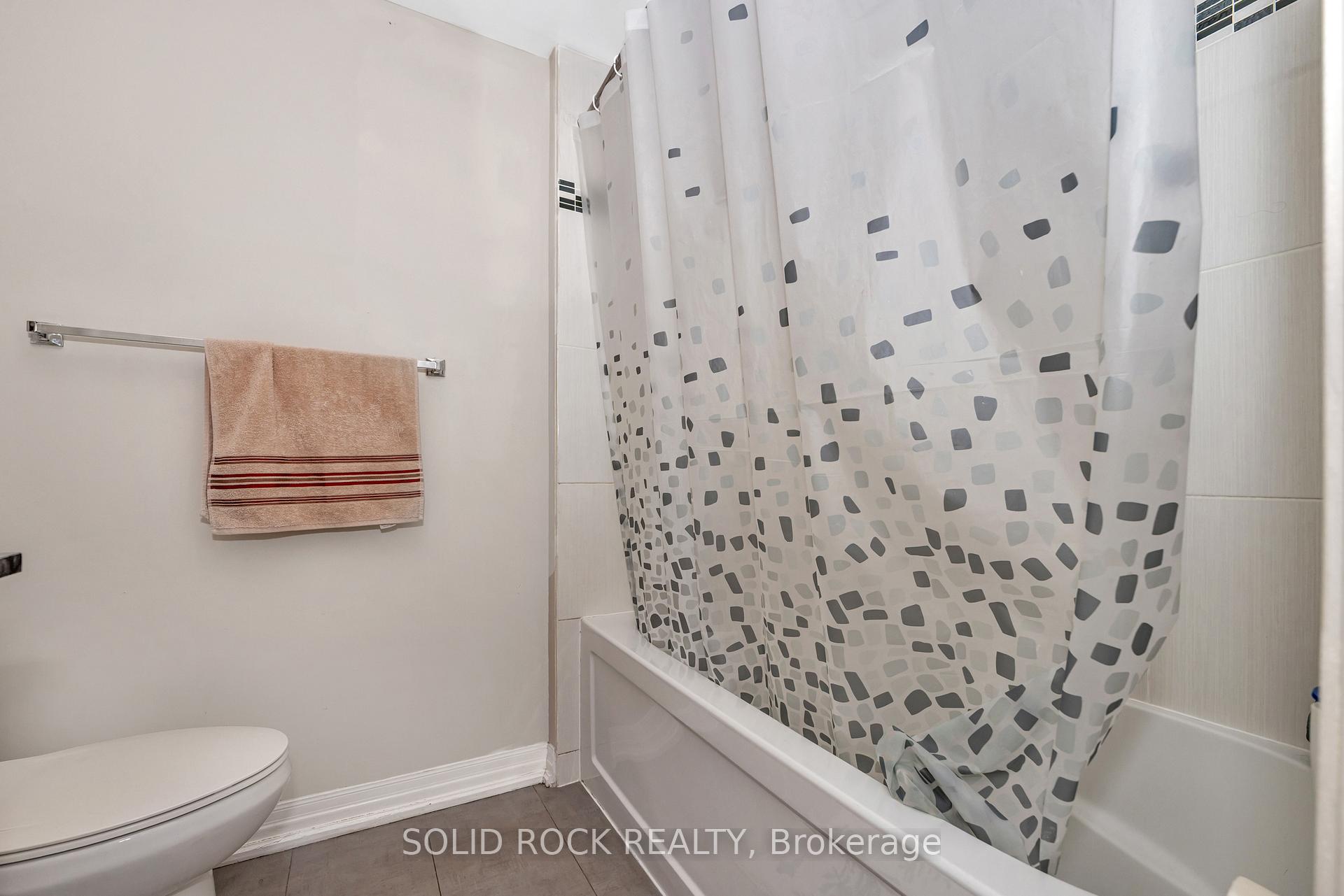 Photo 9 of Unit 306, 195 Besserer, Ottawa, Sandy Hill — HOMEH