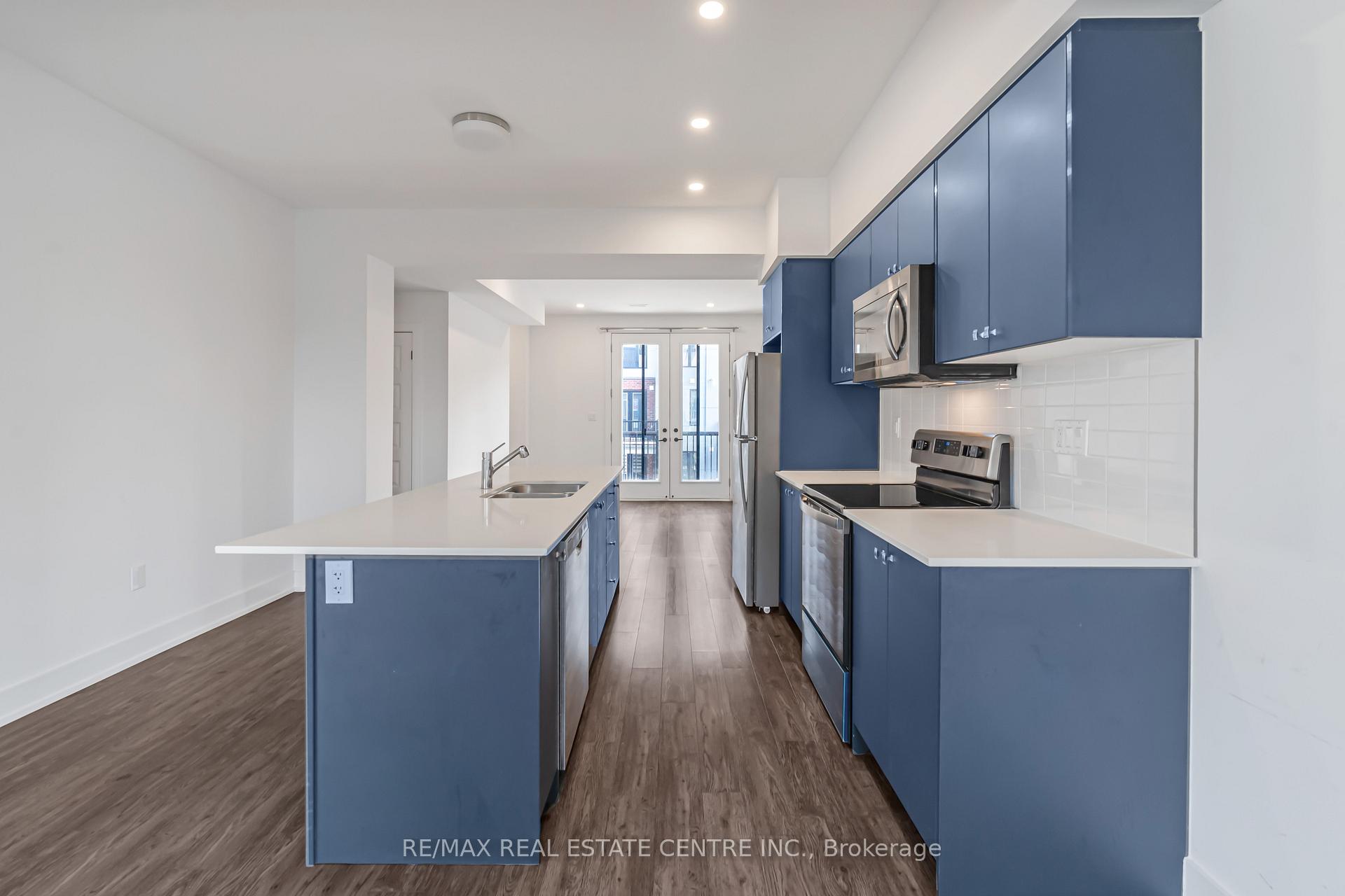 Photo 5 of Unit 12, 99 Roger Street, Waterloo, Uptown Waterloo — HOMEH
