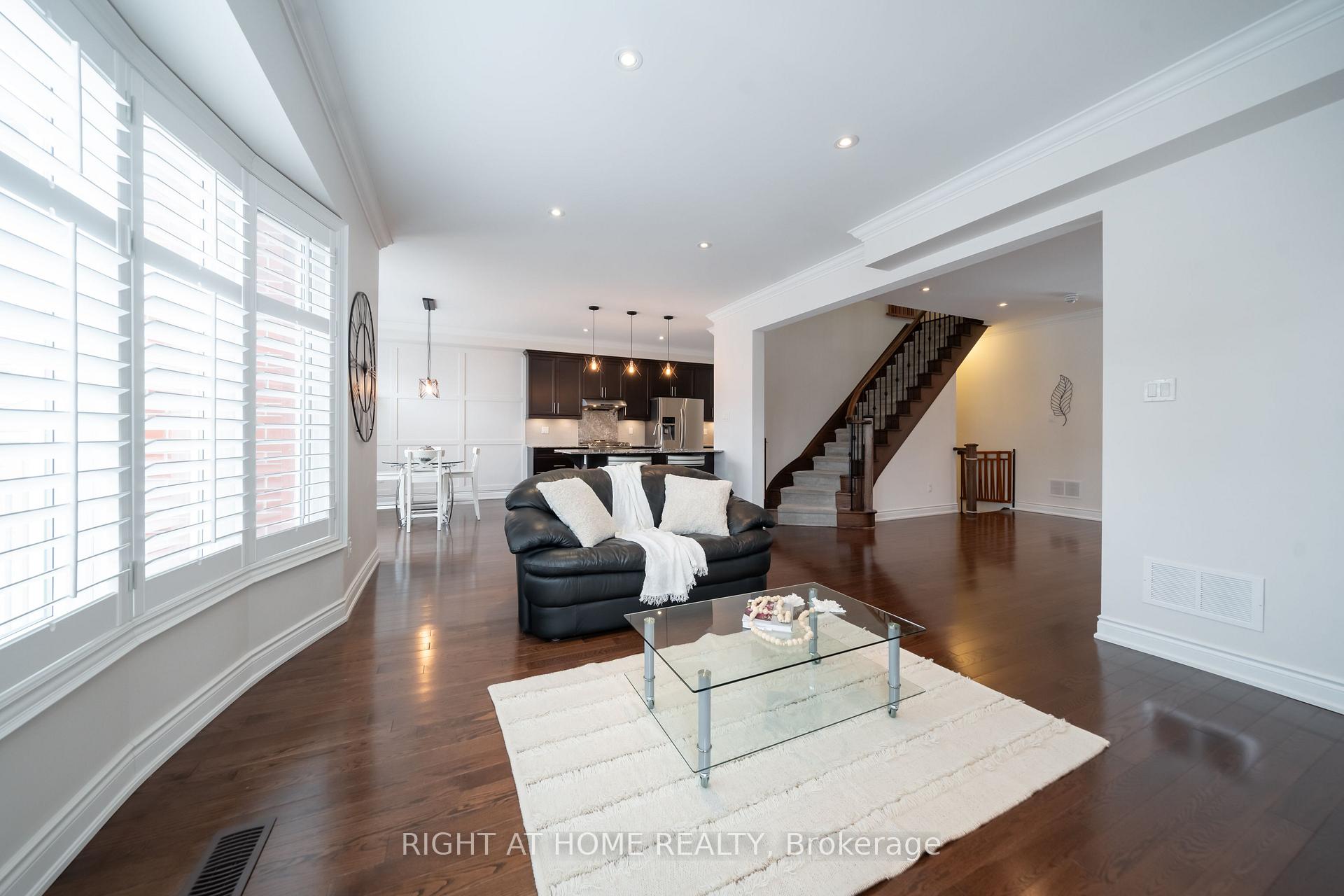 Photo 11 of 82 John Link Avenue, Georgina, Sutton & Jackson's Point — HOMEH