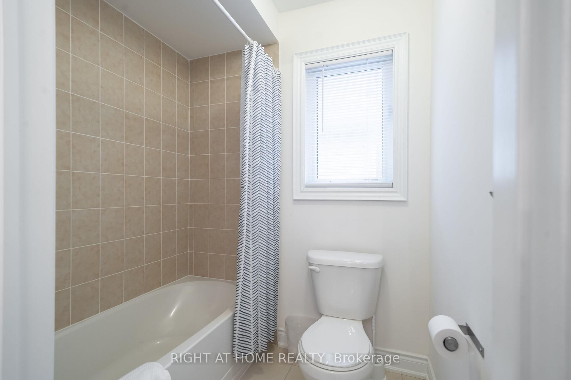 Photo 30 of 82 John Link Avenue, Georgina, Sutton & Jackson's Point — HOMEH