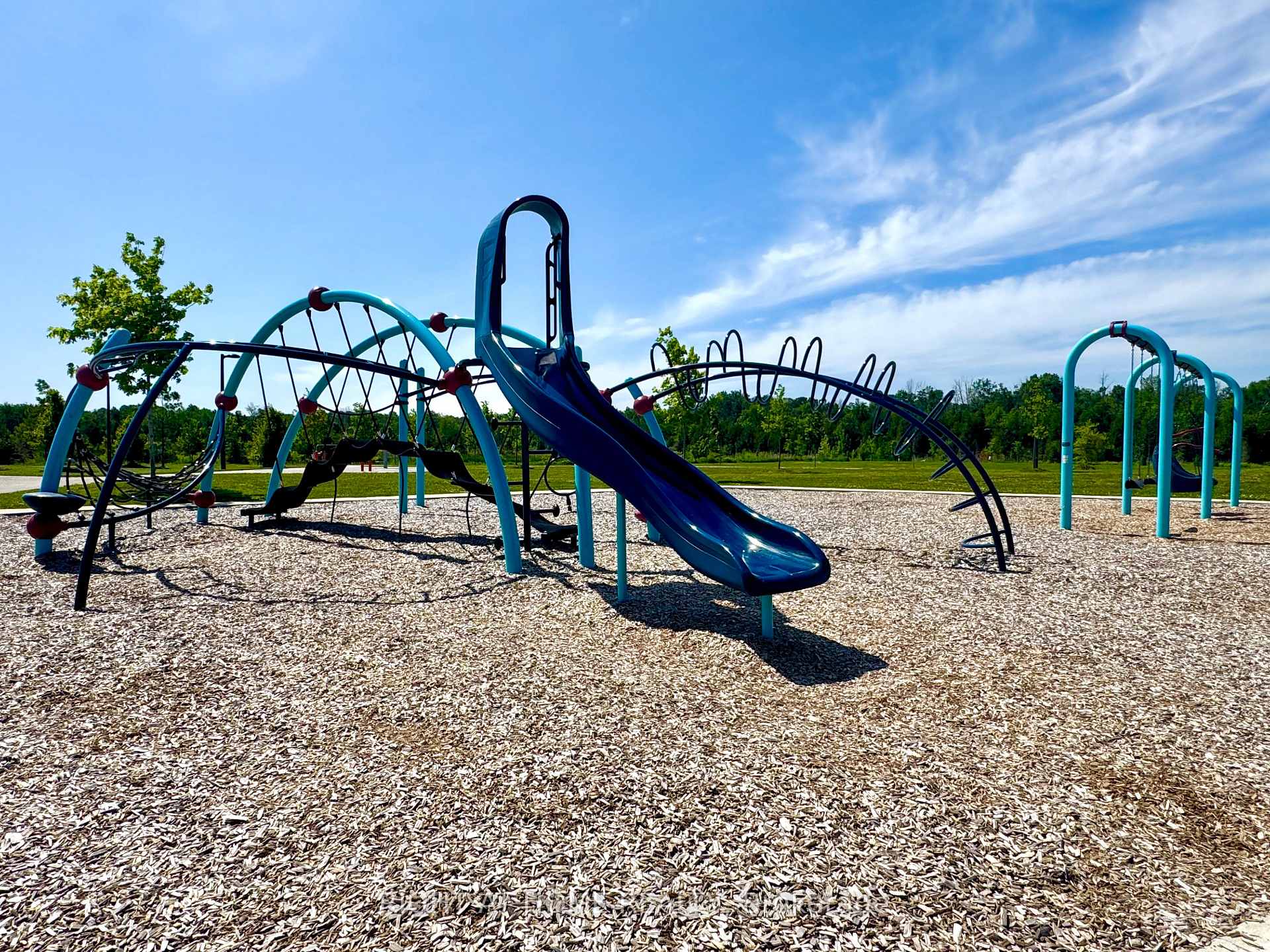 Photo 43 of 82 John Link Avenue, Georgina, Sutton & Jackson's Point — HOMEH