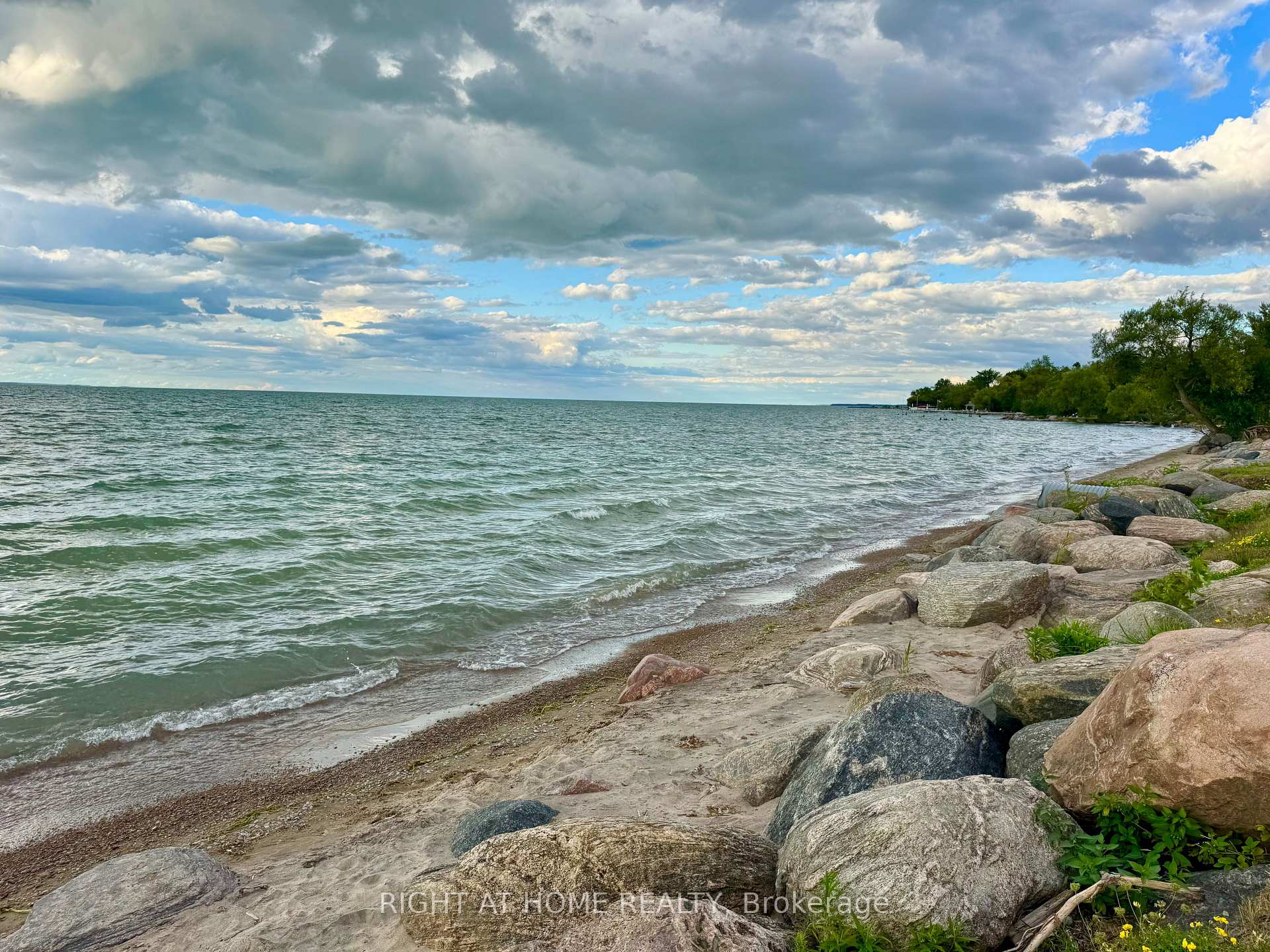 Photo 46 of 82 John Link Avenue, Georgina, Sutton & Jackson's Point — HOMEH