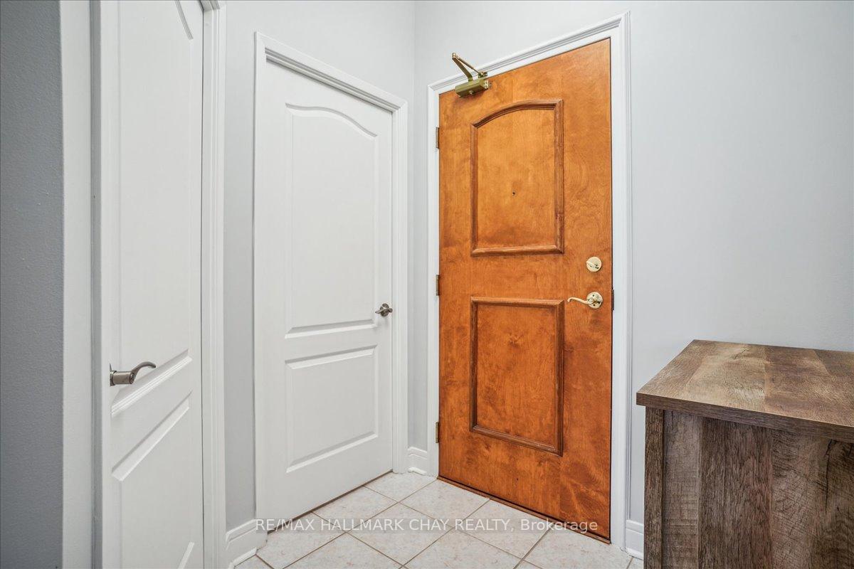 Photo 16 of Unit 502, 2 Toronto Street, Barrie, Lakeshore — HOMEH