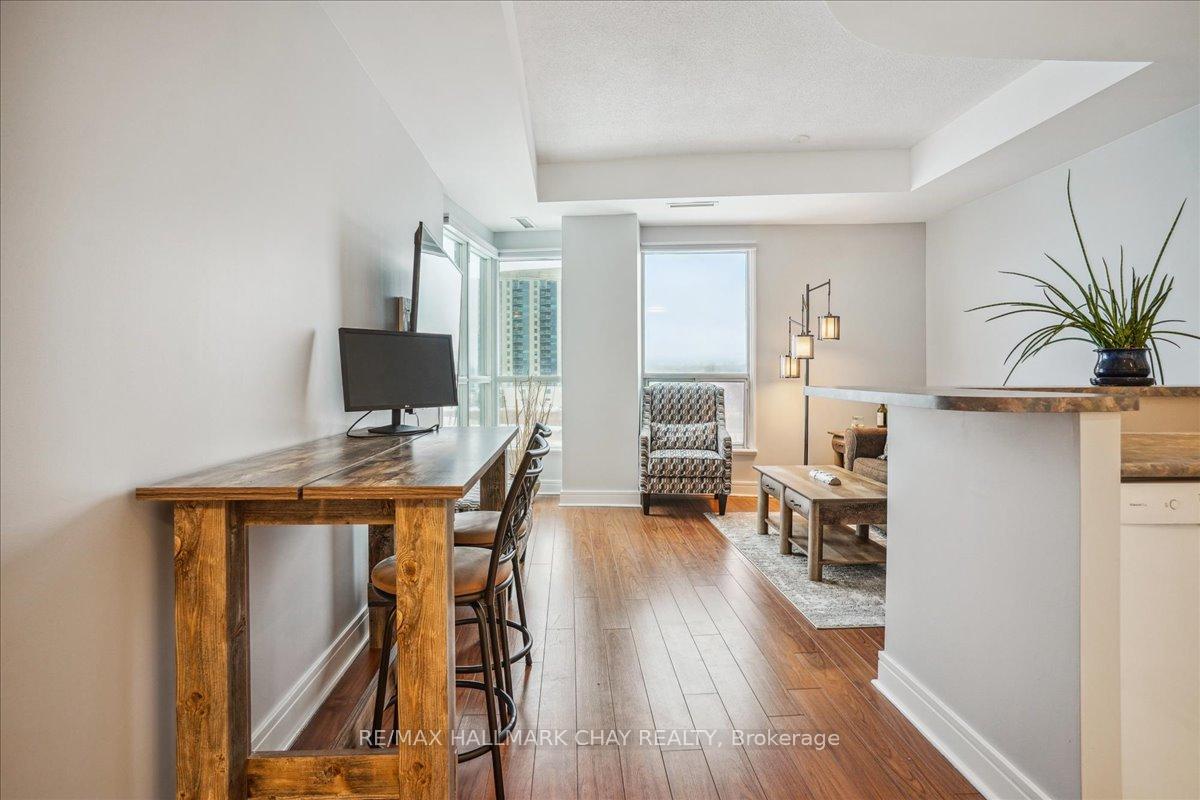 Photo 15 of Unit 502, 2 Toronto Street, Barrie, Lakeshore — HOMEH