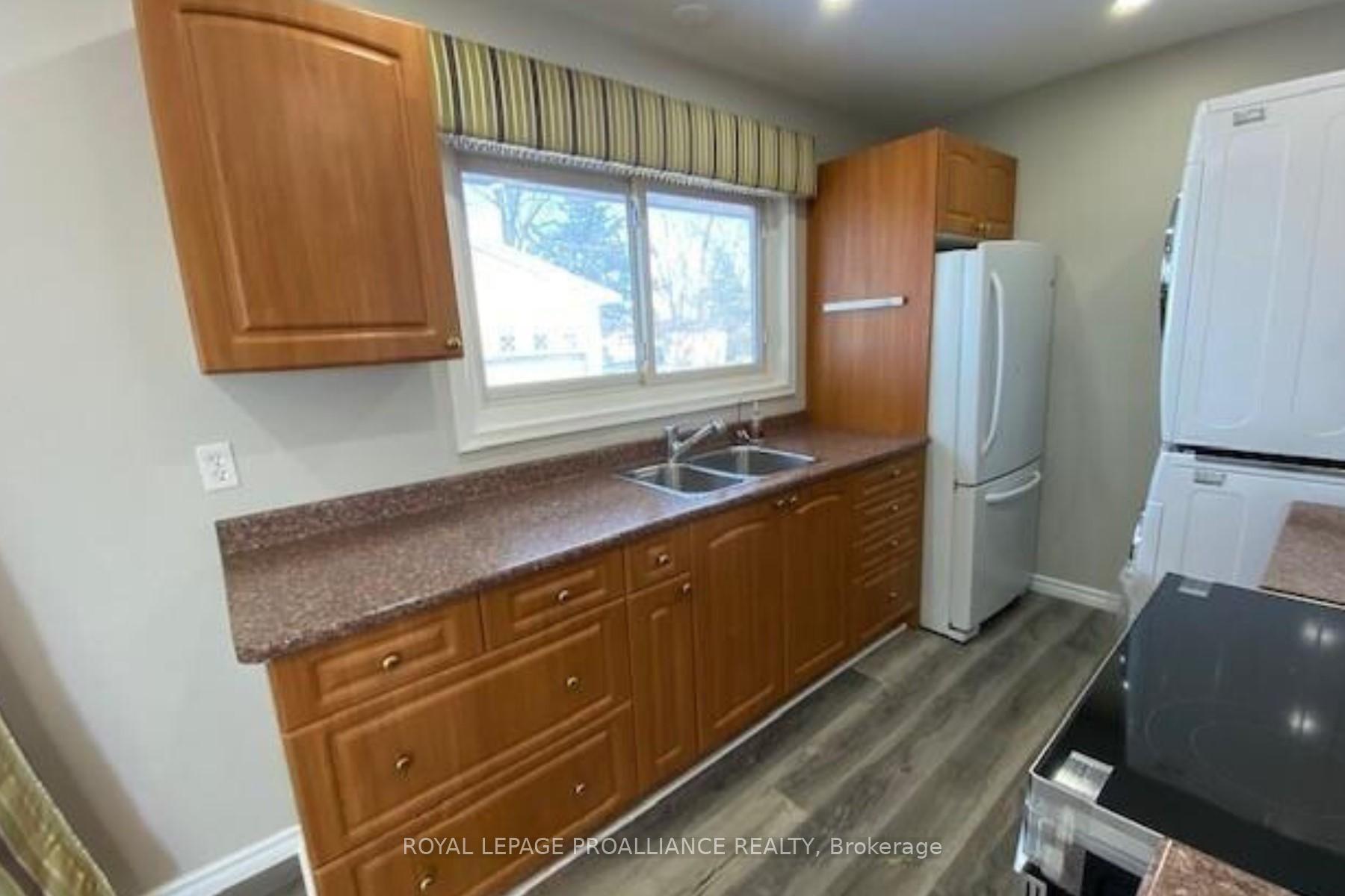 Photo 4 of Unit A, 44 North Park Gardens, Belleville, Belleville Ward — HOMEH