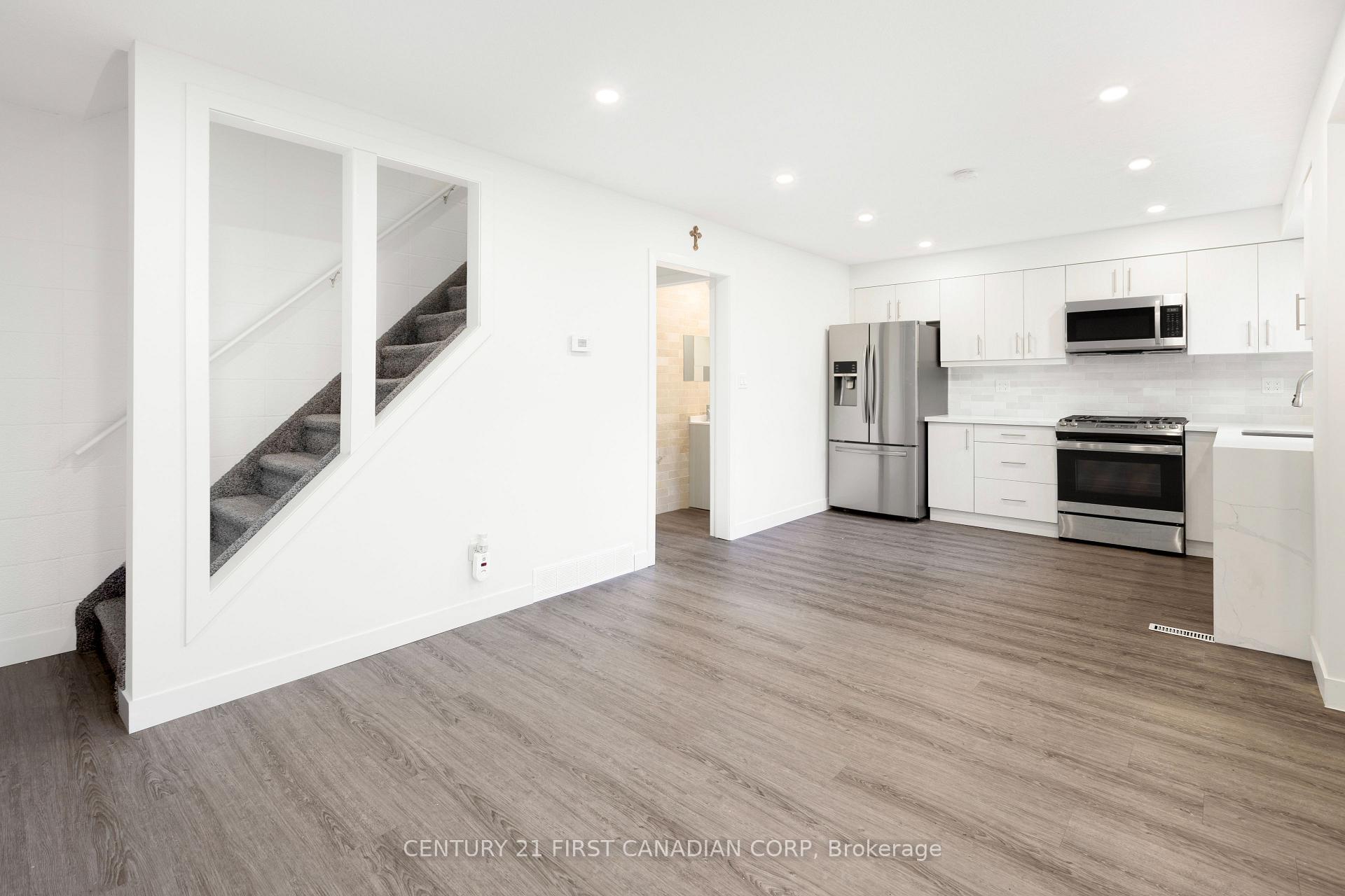 Photo 11 of Unit 14, 825 Dundalk Drive N, London, South Q — HOMEH