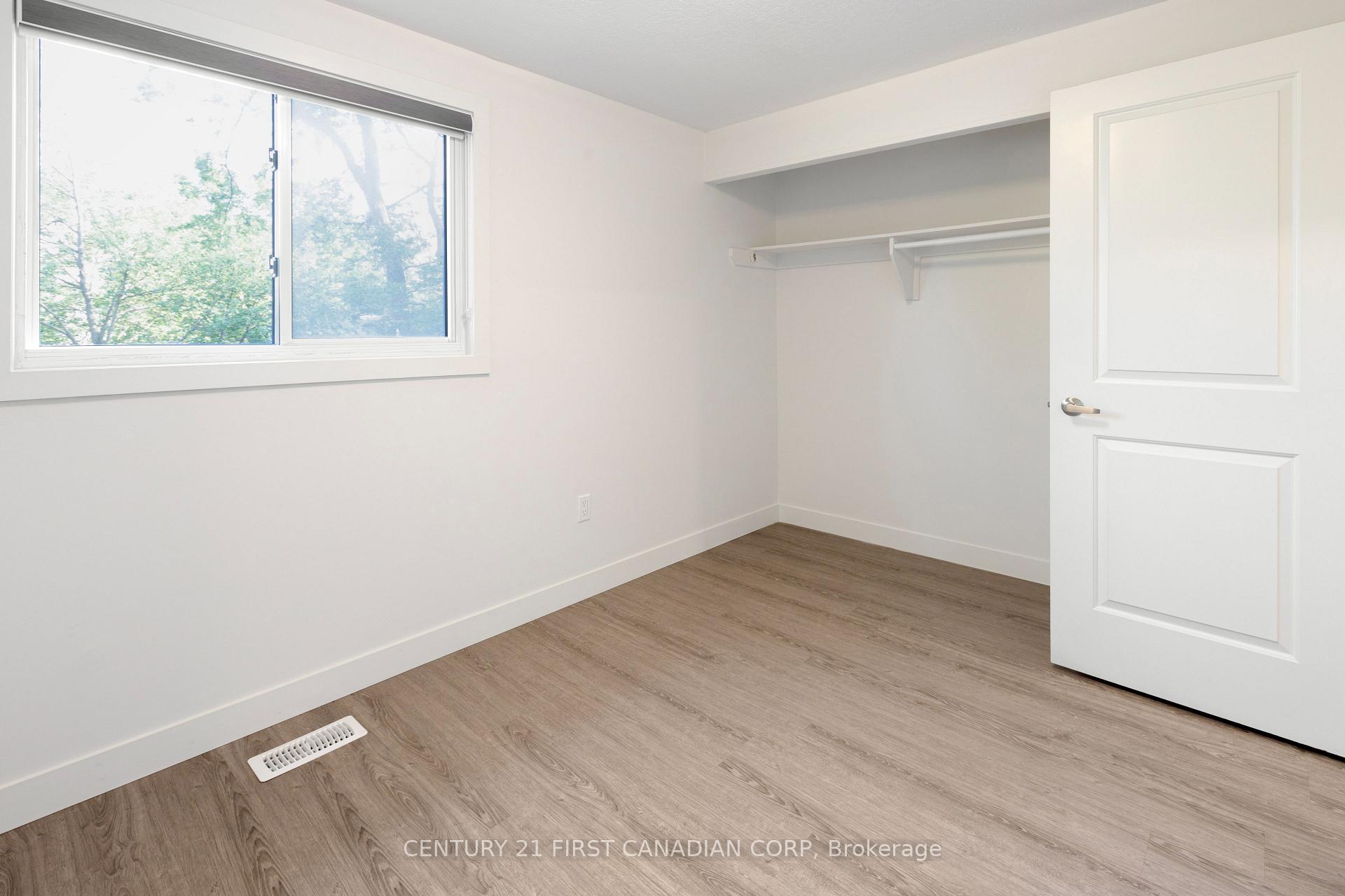 Photo 7 of Unit 14, 825 Dundalk Drive N, London, South Q — HOMEH