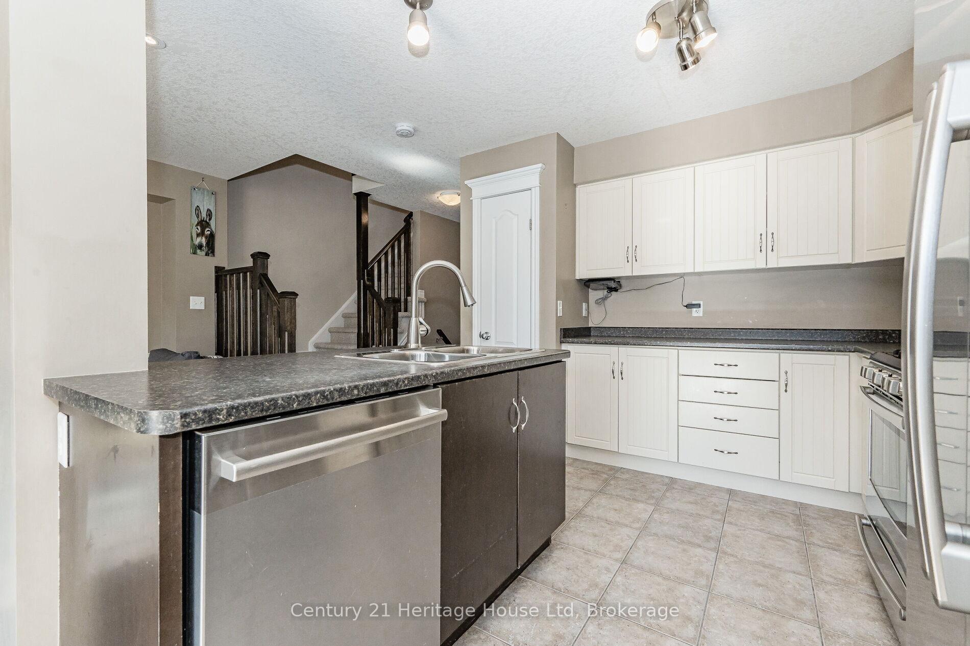 Photo 14 of 116 Creighton Avenue, Guelph, Grange Road — HOMEH