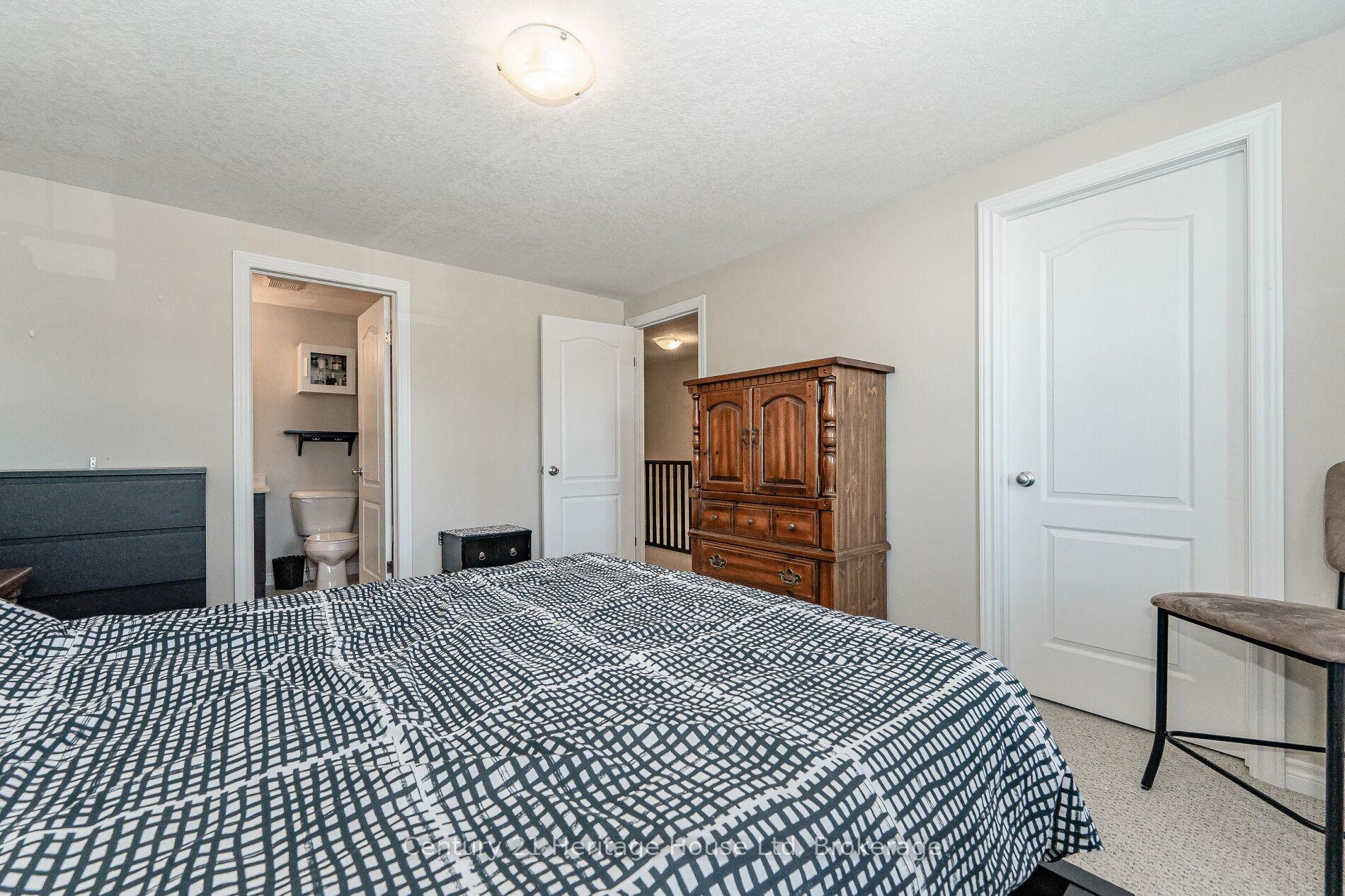 Photo 21 of 116 Creighton Avenue, Guelph, Grange Road — HOMEH