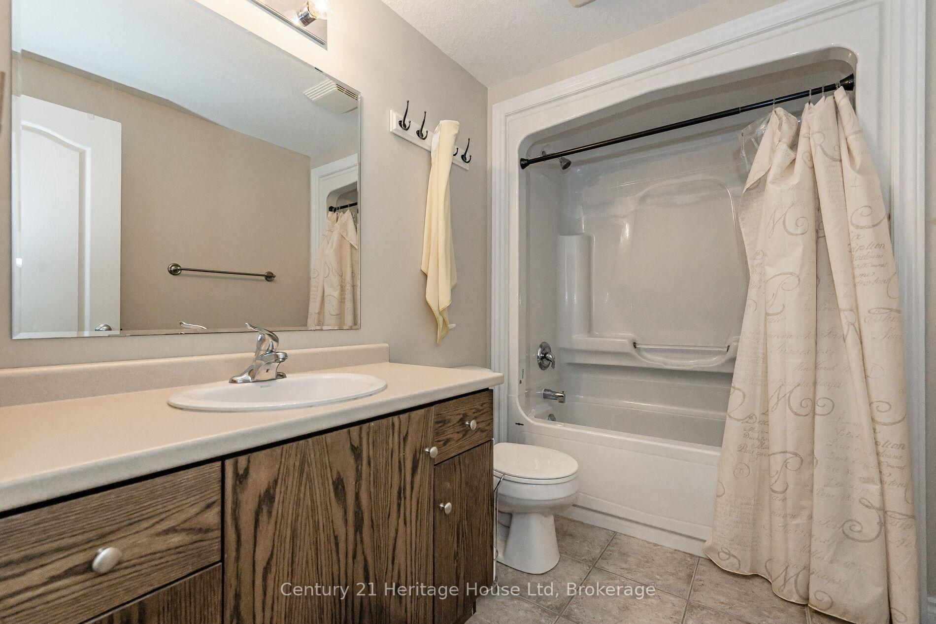 Photo 25 of 116 Creighton Avenue, Guelph, Grange Road — HOMEH