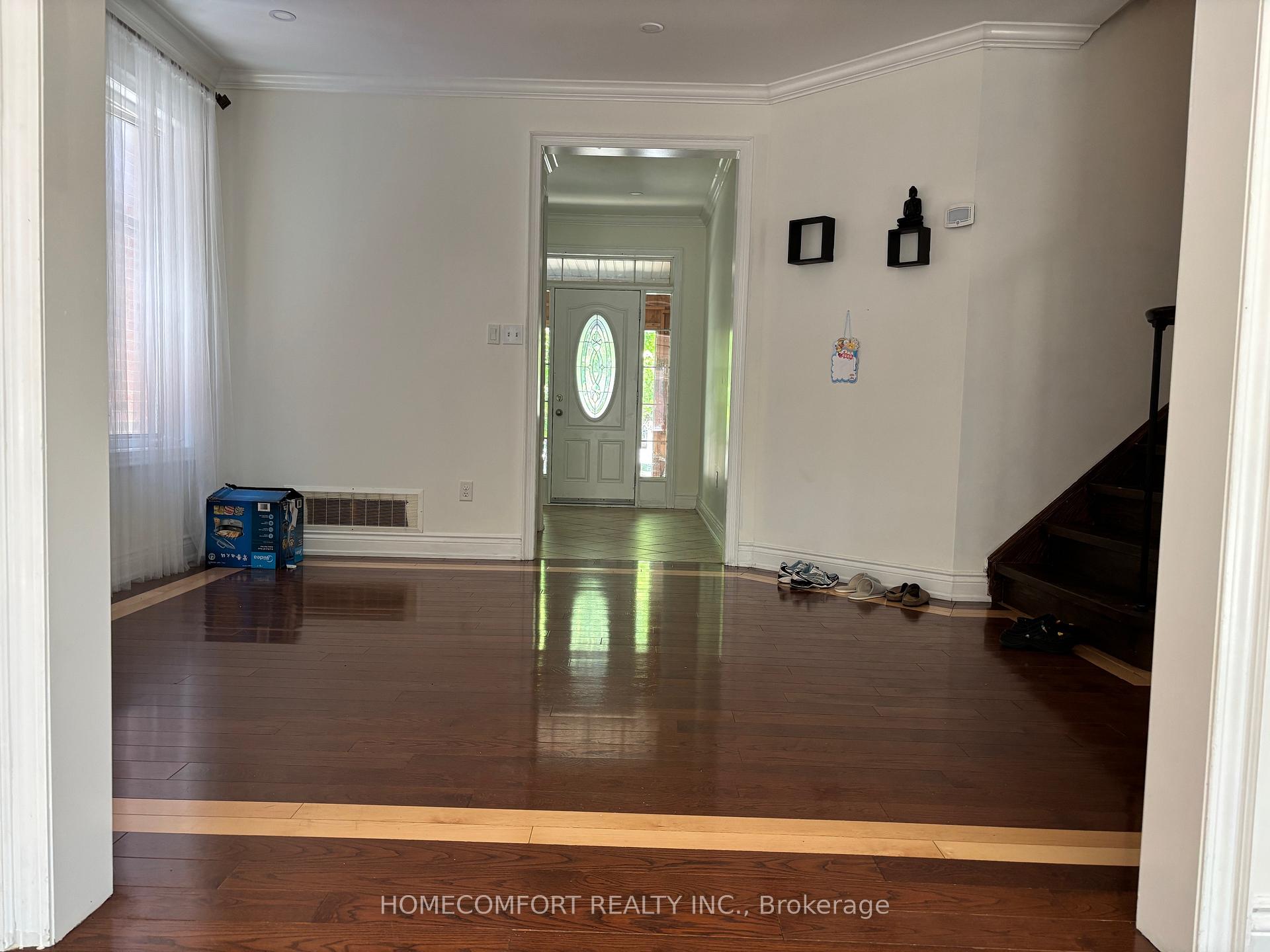 Photo 6 of 230 Lewis Honey Drive, Aurora, Bayview Northeast — HOMEH