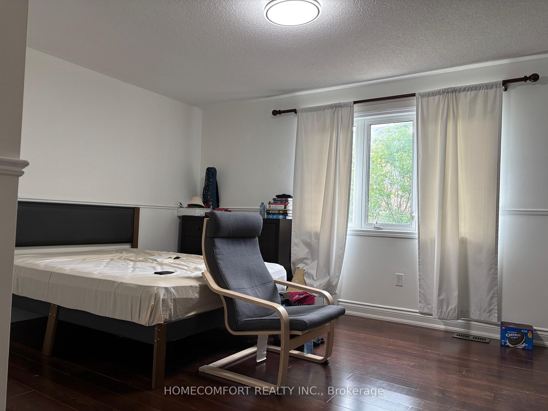 Photo 10 of 230 Lewis Honey Drive, Aurora, Bayview Northeast — HOMEH