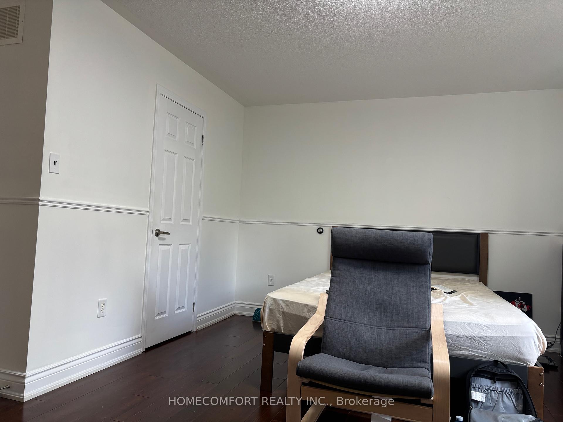 Photo 26 of 230 Lewis Honey Drive, Aurora, Bayview Northeast — HOMEH