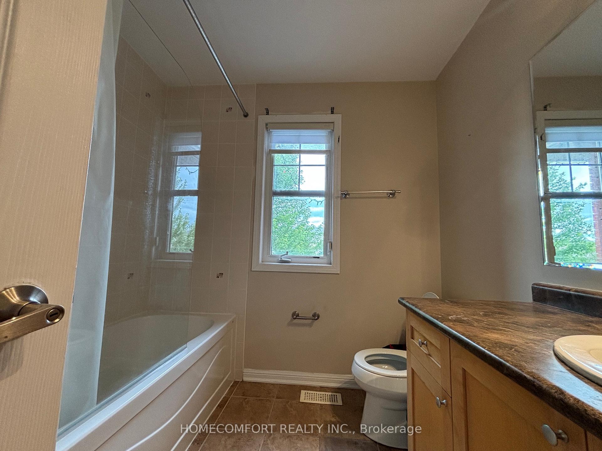 Photo 13 of 230 Lewis Honey Drive, Aurora, Bayview Northeast — HOMEH