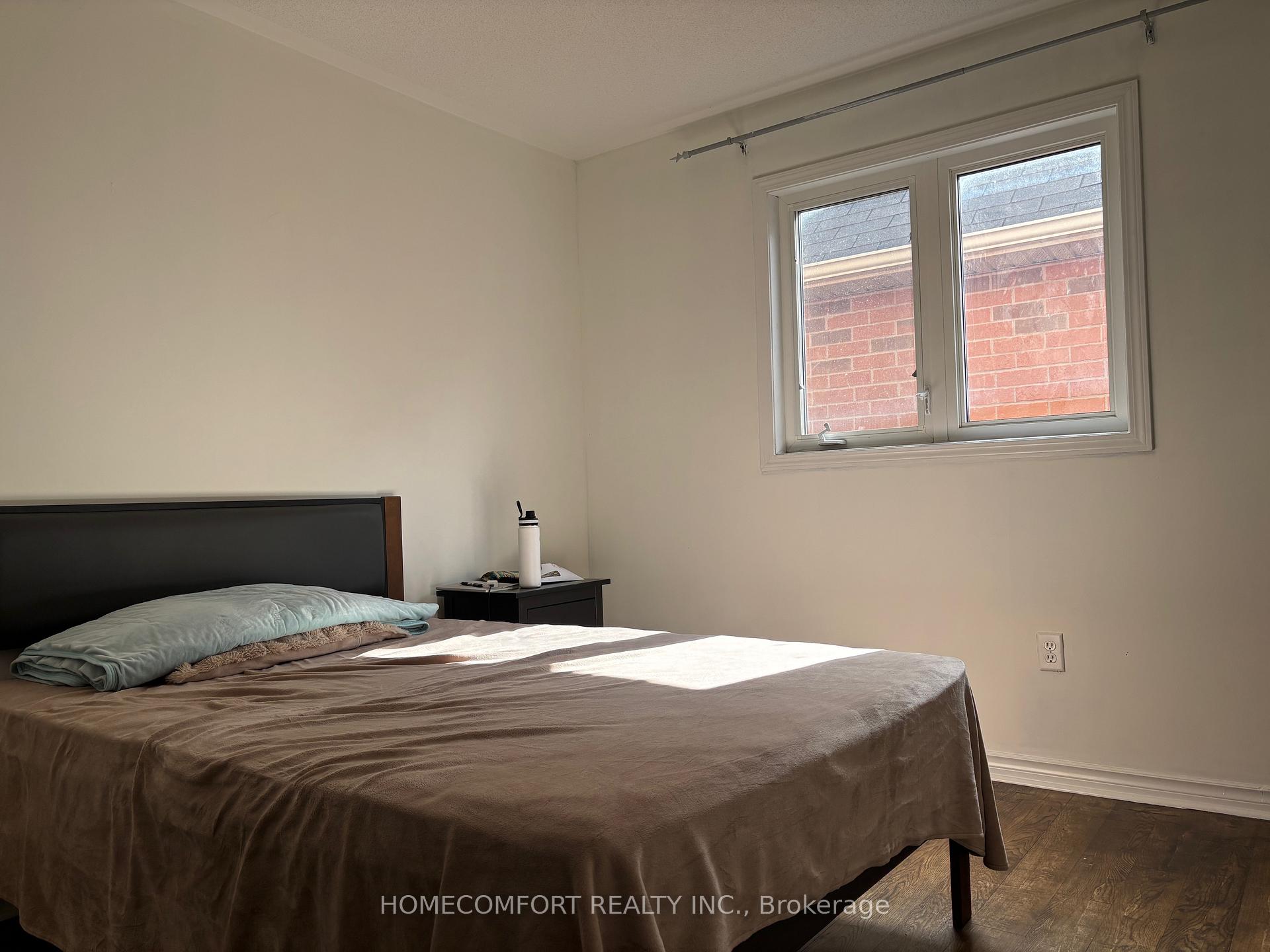 Photo 21 of 230 Lewis Honey Drive, Aurora, Bayview Northeast — HOMEH