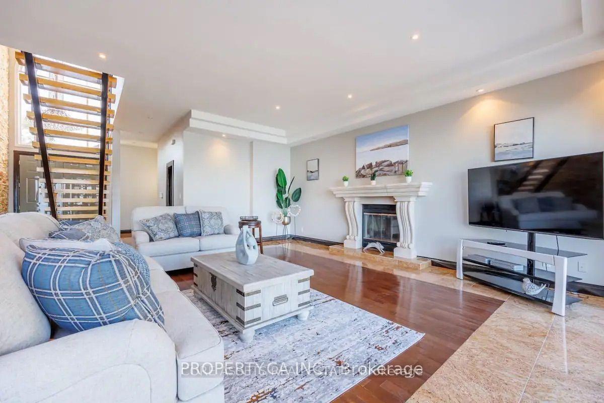 Photo 3 of 55 Lakeview Drive, Hamilton, Lakeshore — HOMEH