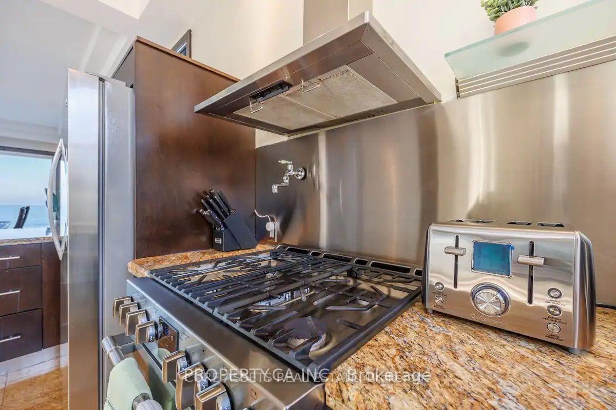 Photo 8 of 55 Lakeview Drive, Hamilton, Lakeshore — HOMEH