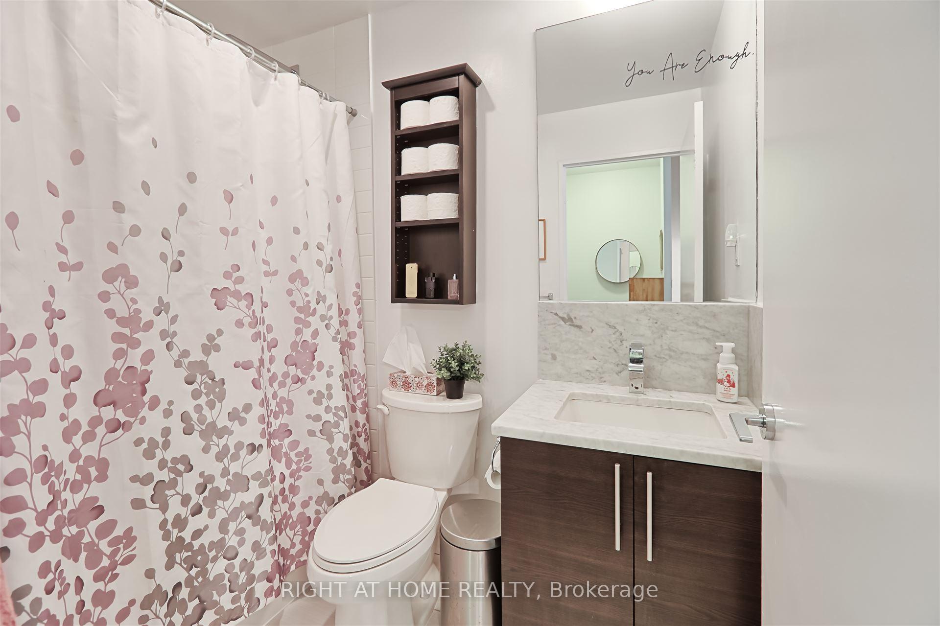 Photo 3 of Unit 908, 83 Redpath Avenue, Toronto, Mount Pleasant West — HOMEH