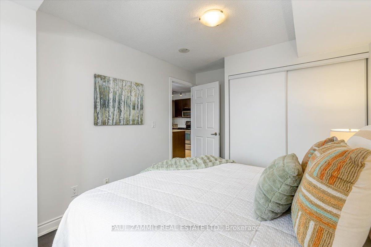 Photo 16 of Unit 319, 39 Galleria Parkway, Markham, Commerce Valley — HOMEH
