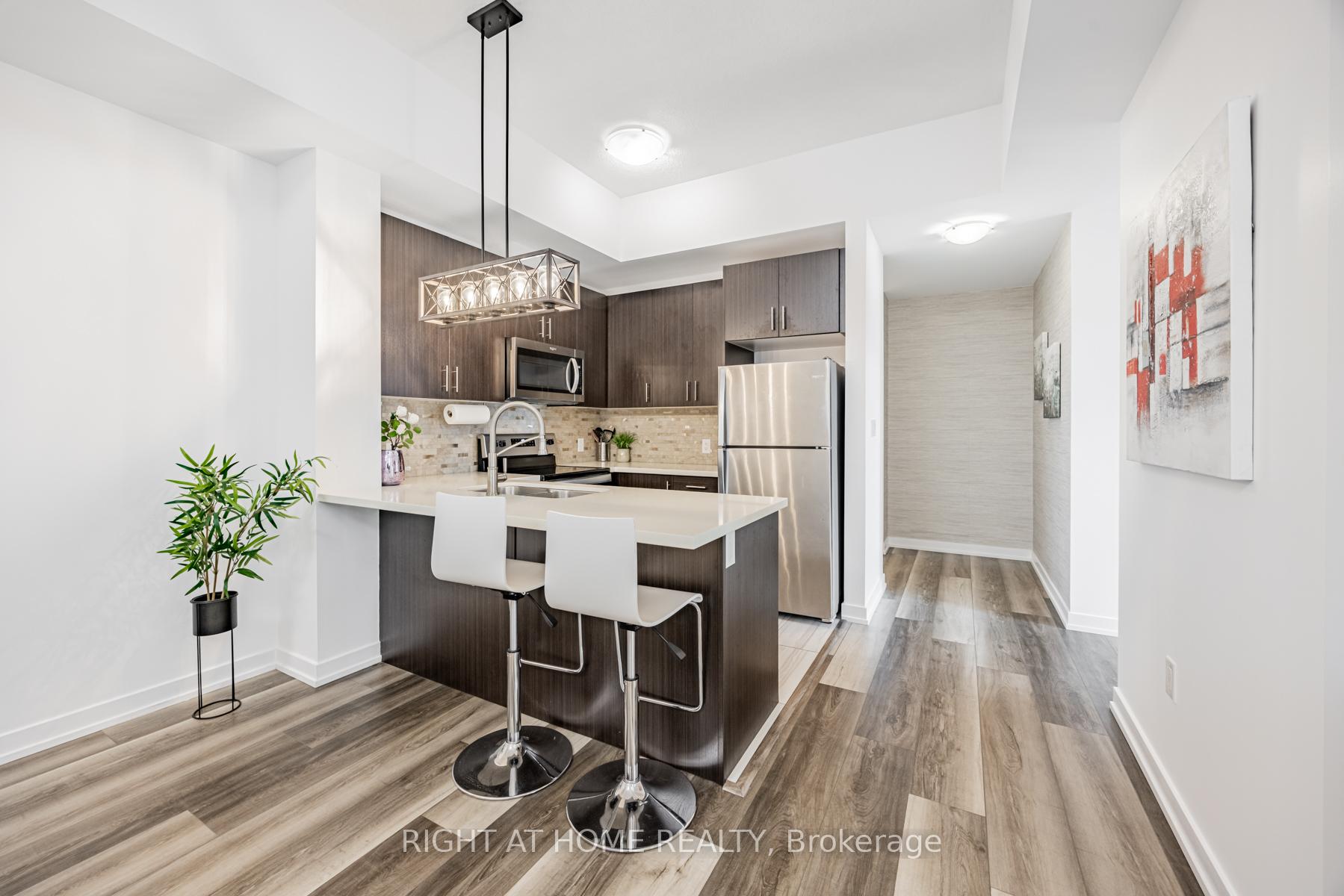 Photo 6 of Unit 105, 450 Dundas Street E, Hamilton, Waterdown — HOMEH