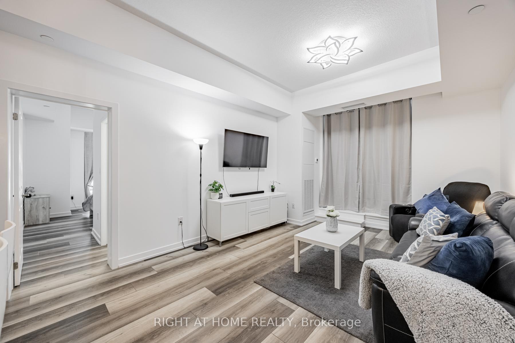 Photo 12 of Unit 105, 450 Dundas Street E, Hamilton, Waterdown — HOMEH