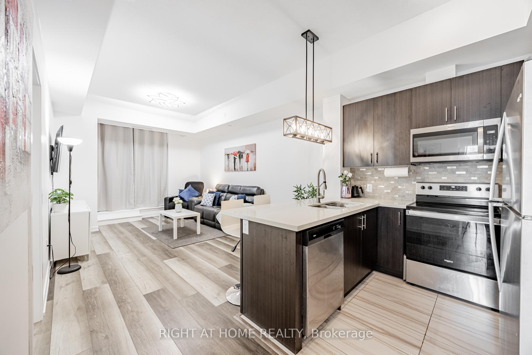 Photo 8 of Unit 105, 450 Dundas Street E, Hamilton, Waterdown — HOMEH