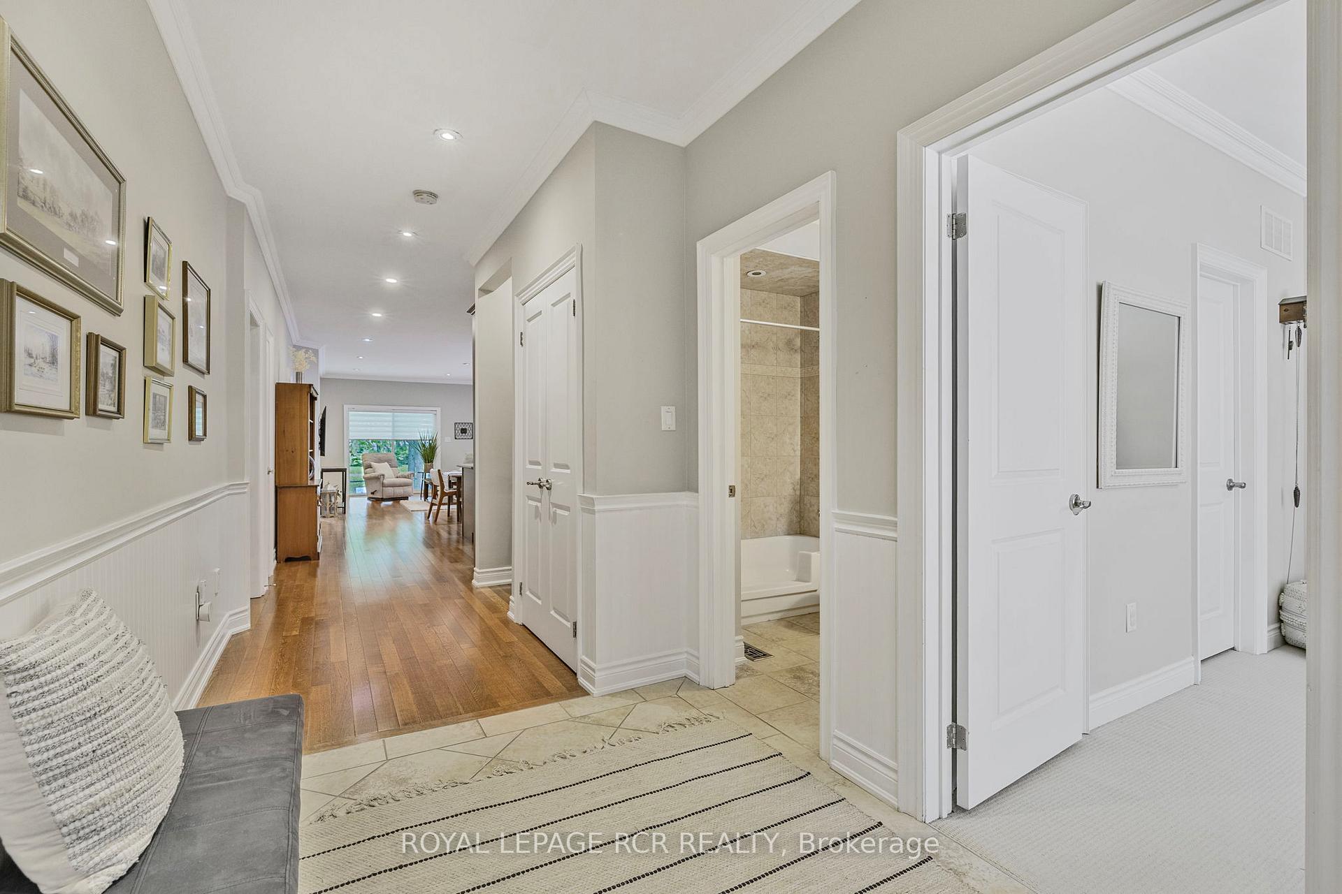 Photo 39 of 44 Fred Barnard Way, Uxbridge — HOMEH