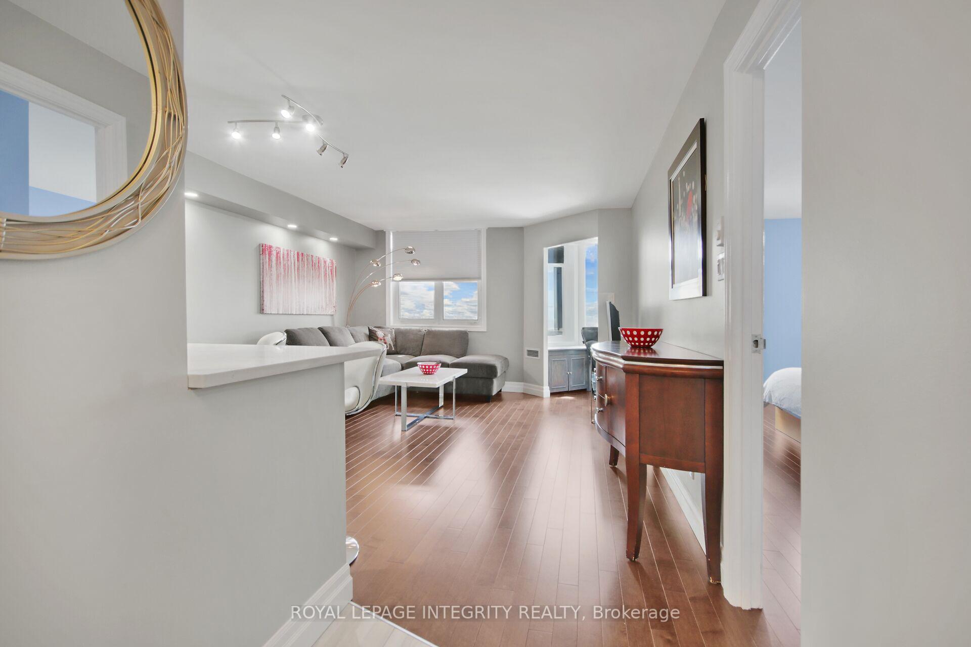 Photo 2 of Unit 918, 1025 Grenon Avenue, Ottawa, Fairfield Heights — HOMEH