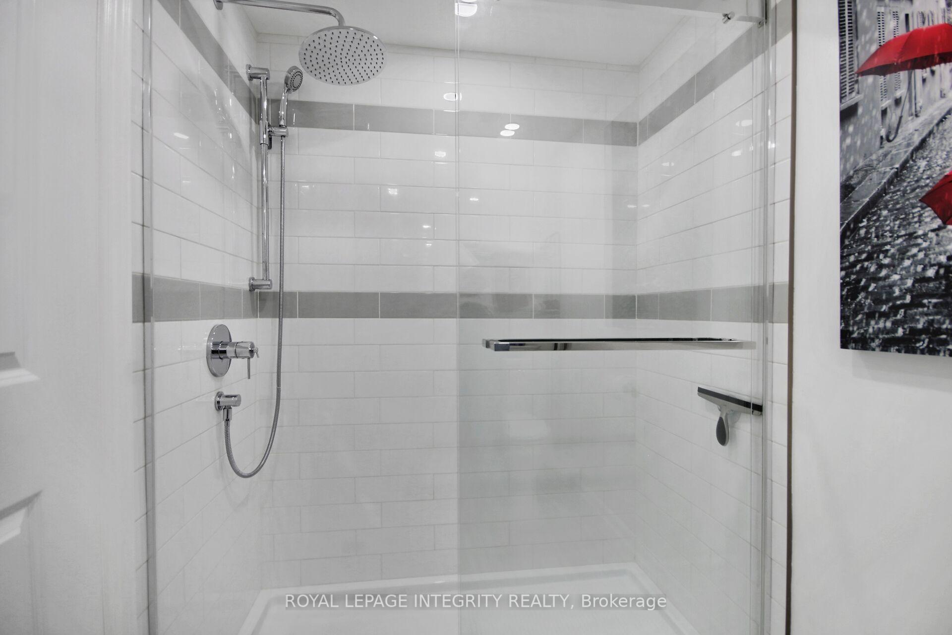 Photo 4 of Unit 918, 1025 Grenon Avenue, Ottawa, Fairfield Heights — HOMEH