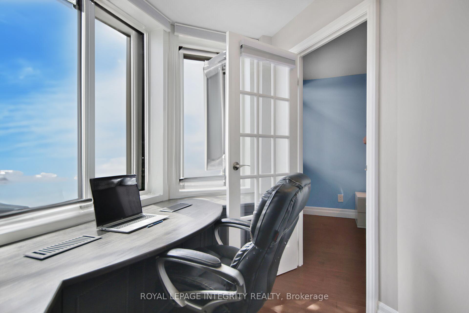 Photo 11 of Unit 918, 1025 Grenon Avenue, Ottawa, Fairfield Heights — HOMEH