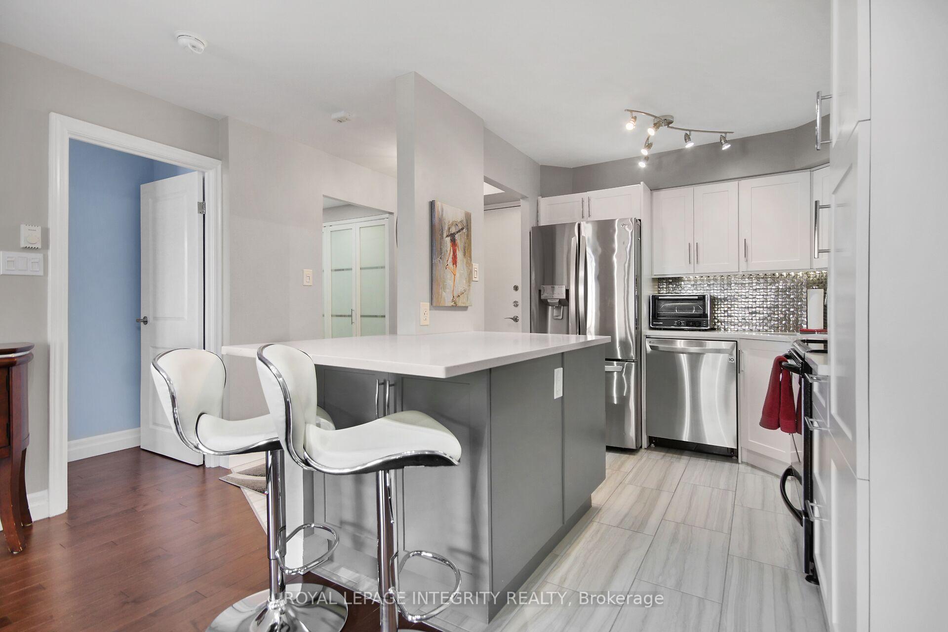 Photo 14 of Unit 918, 1025 Grenon Avenue, Ottawa, Fairfield Heights — HOMEH