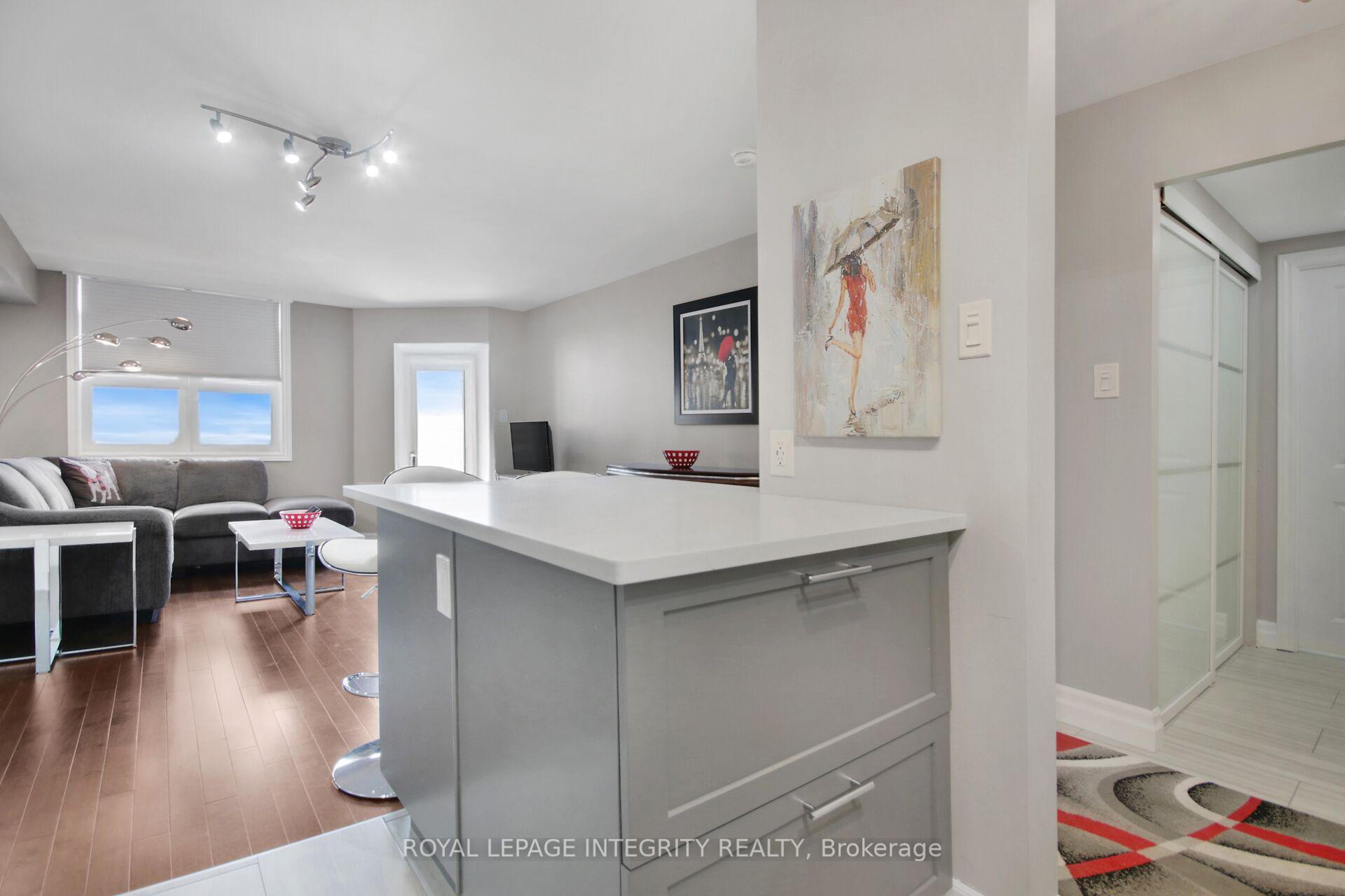 Photo 12 of Unit 918, 1025 Grenon Avenue, Ottawa, Fairfield Heights — HOMEH