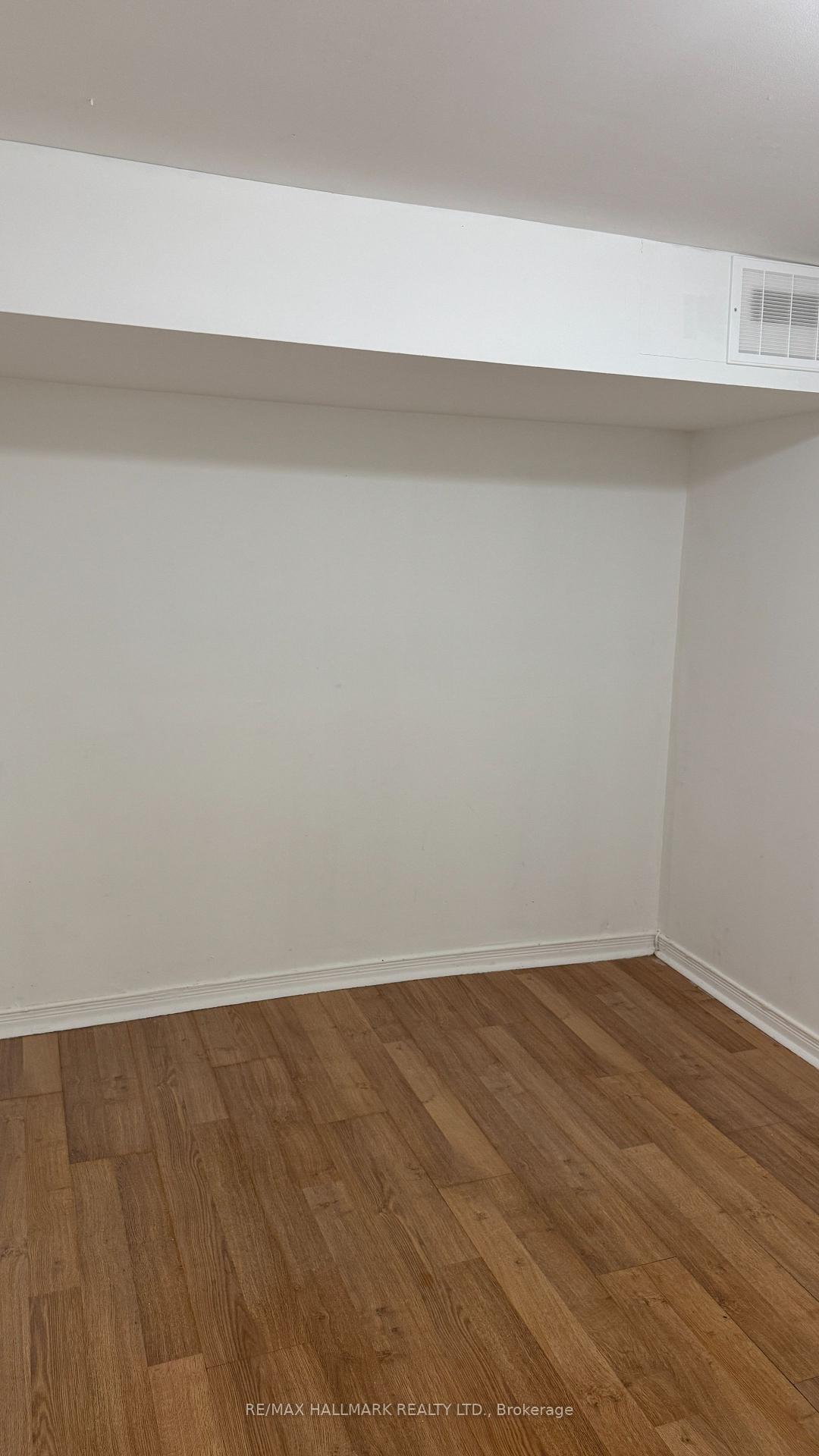 Photo 9 of Unit Bsmt, 36 Richardson Drive, Aurora, Aurora Highlands — HOMEH