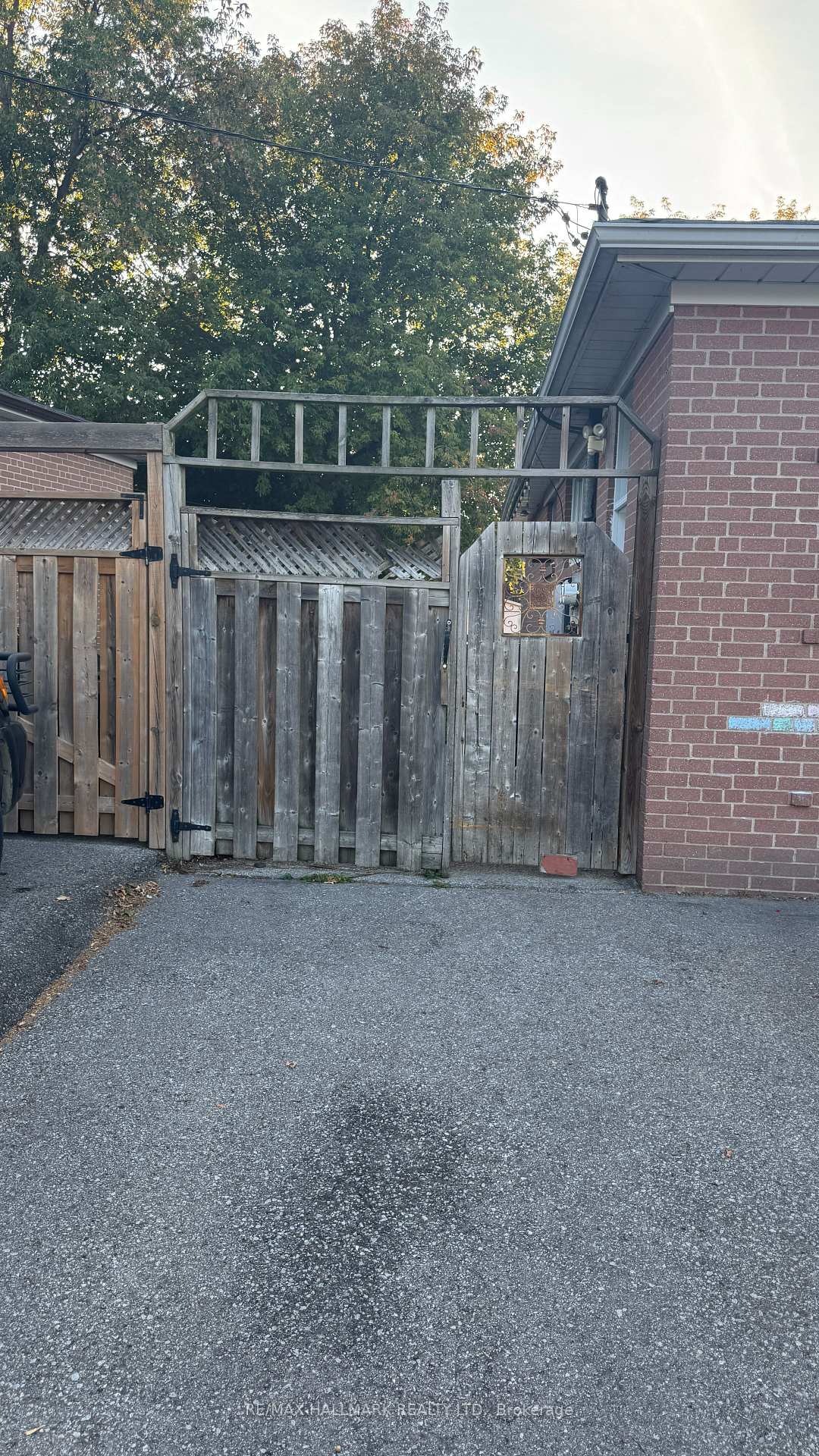 Photo 8 of Unit Bsmt, 36 Richardson Drive, Aurora, Aurora Highlands — HOMEH