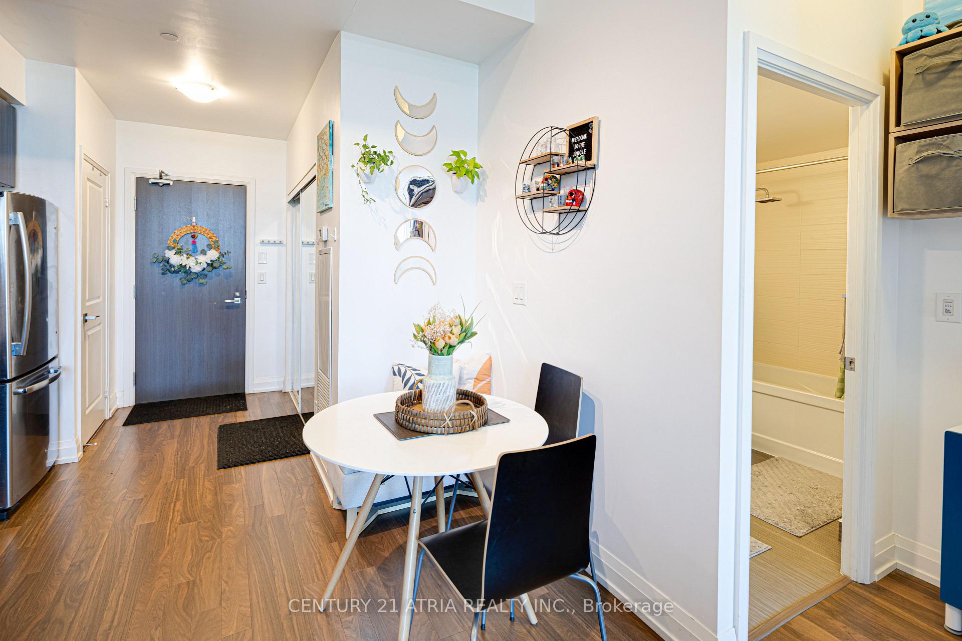 Photo 4 of Unit 328, 7161 Yonge Street, Markham, Grandview — HOMEH