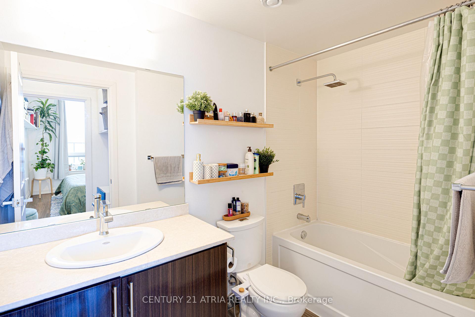 Photo 14 of Unit 328, 7161 Yonge Street, Markham, Grandview — HOMEH