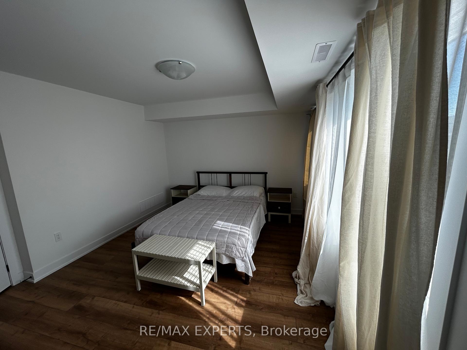 Photo 15 of Unit 3, 32 Wagon Lane, Barrie, Innis-Shore — HOMEH