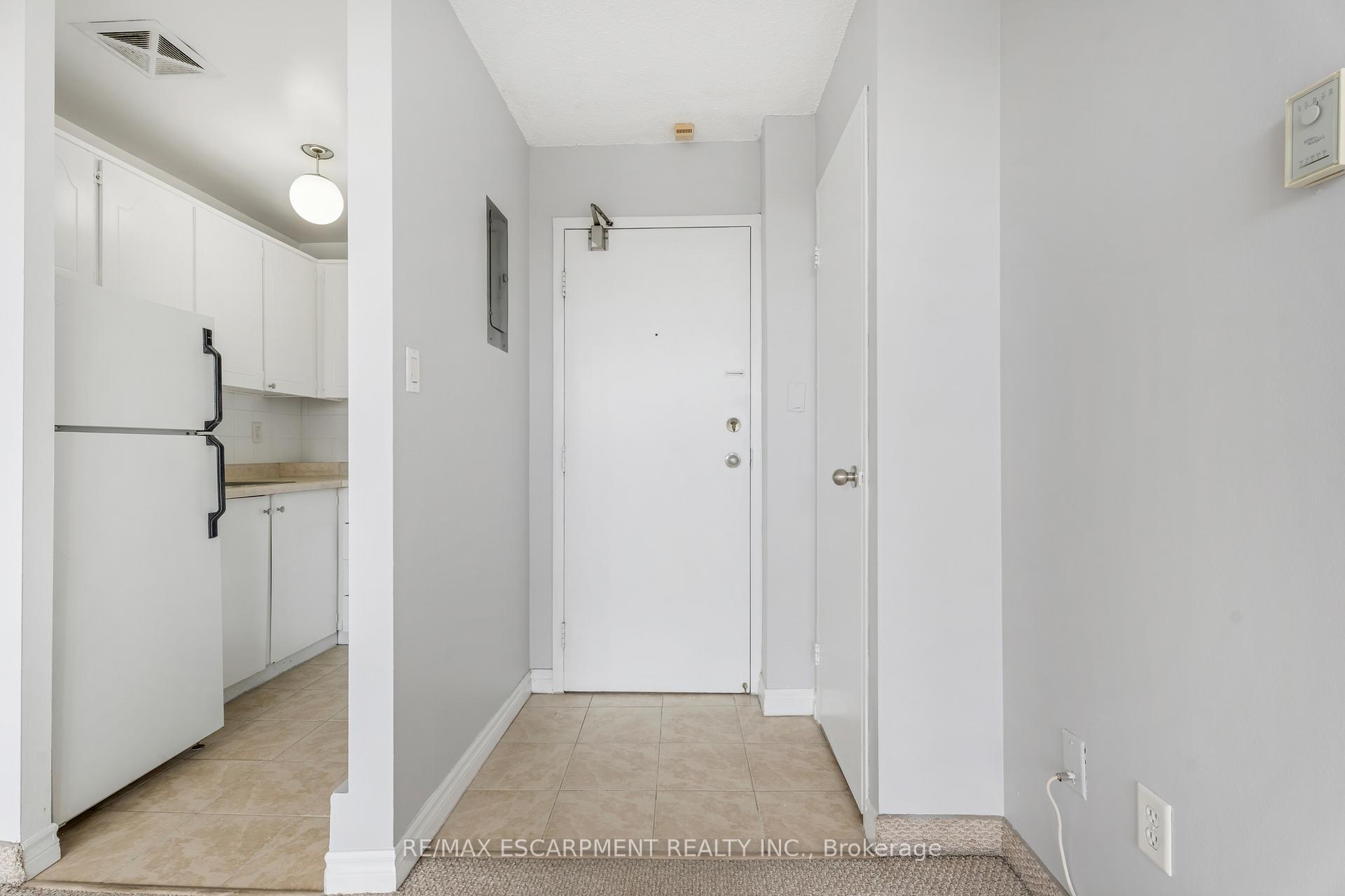 Photo 8 of Unit 3307, 150 Charlton Avenue E, Hamilton, Corktown — HOMEH
