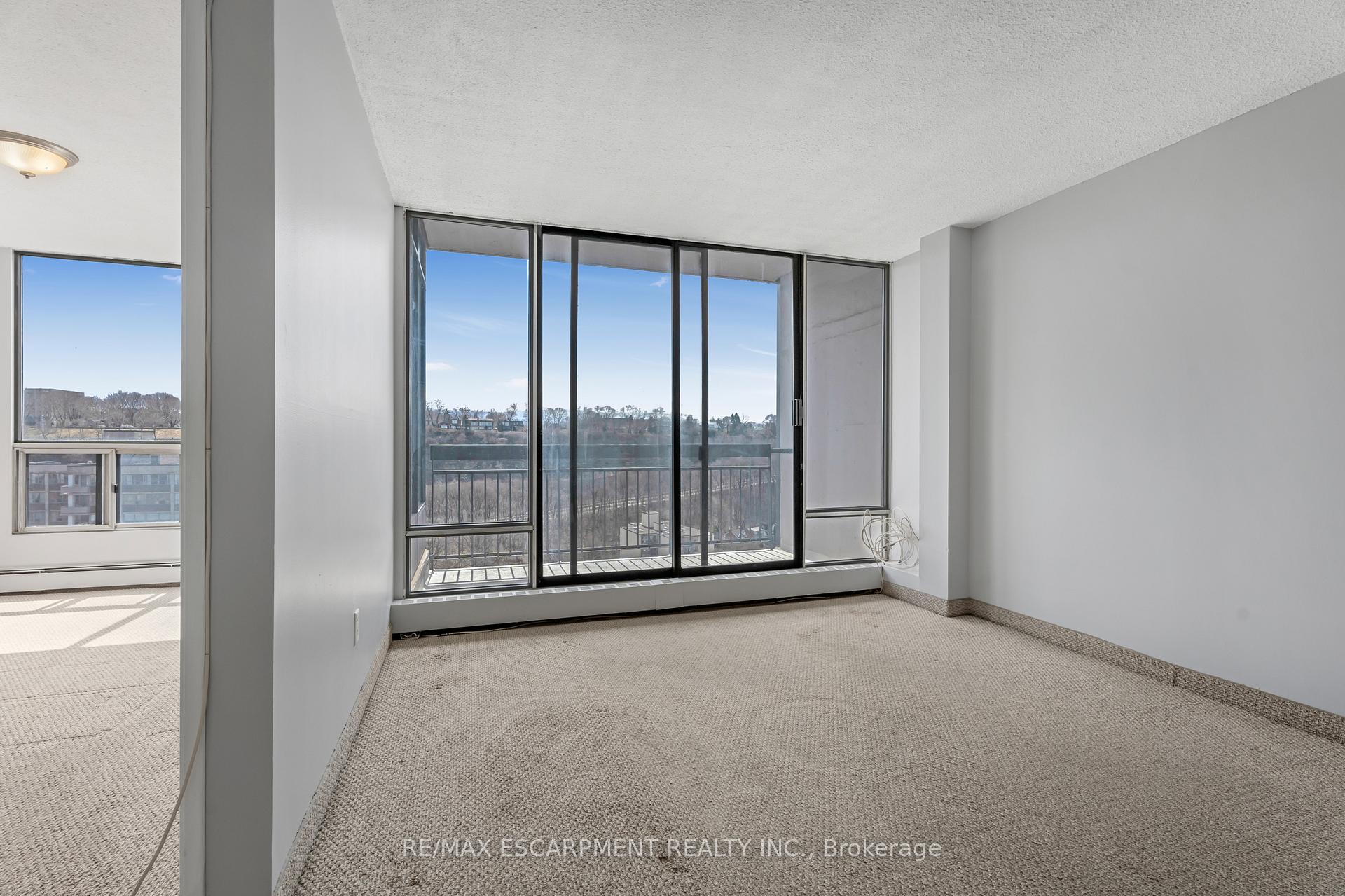 Photo 2 of Unit 3307, 150 Charlton Avenue E, Hamilton, Corktown — HOMEH