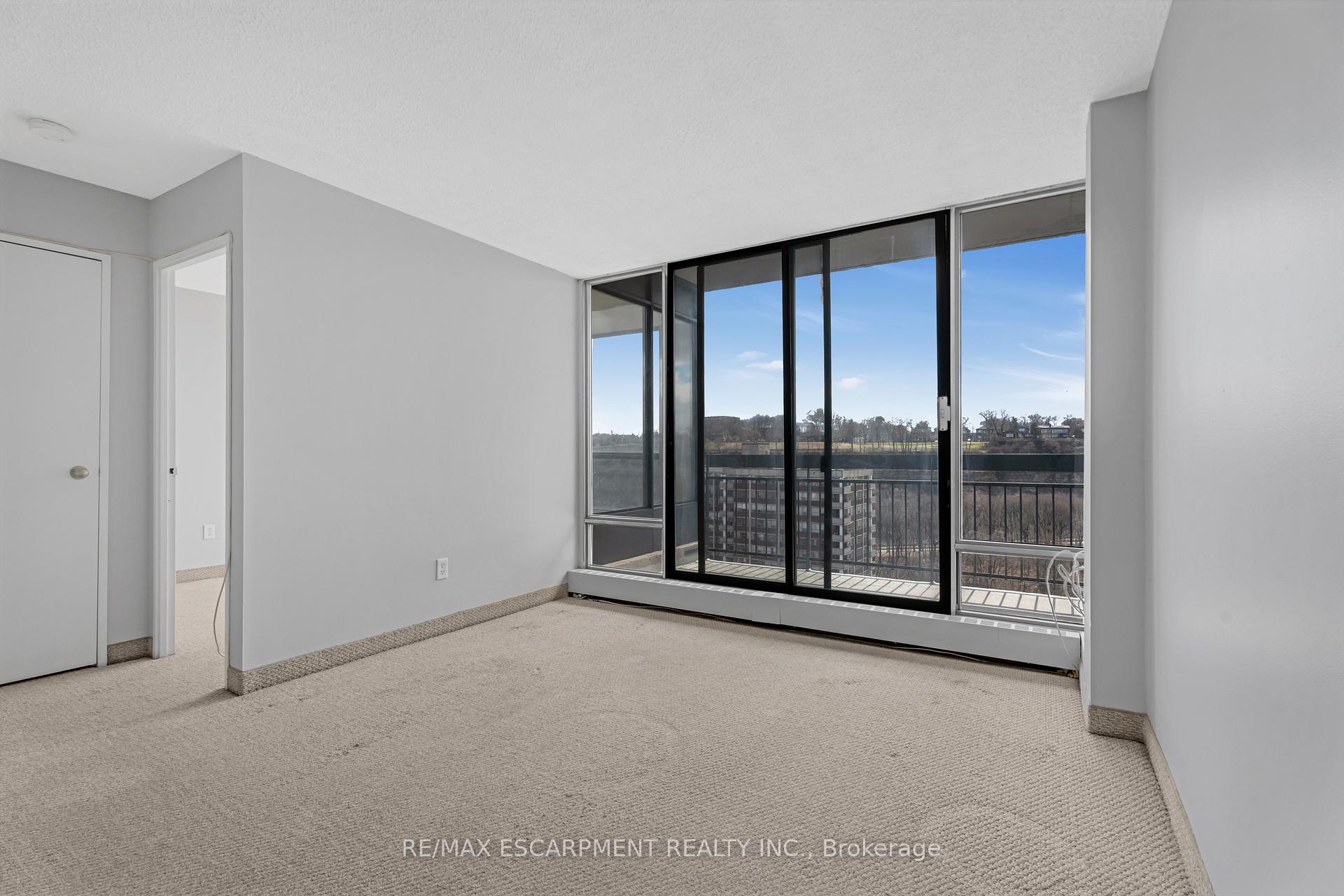 Photo 4 of Unit 3307, 150 Charlton Avenue E, Hamilton, Corktown — HOMEH