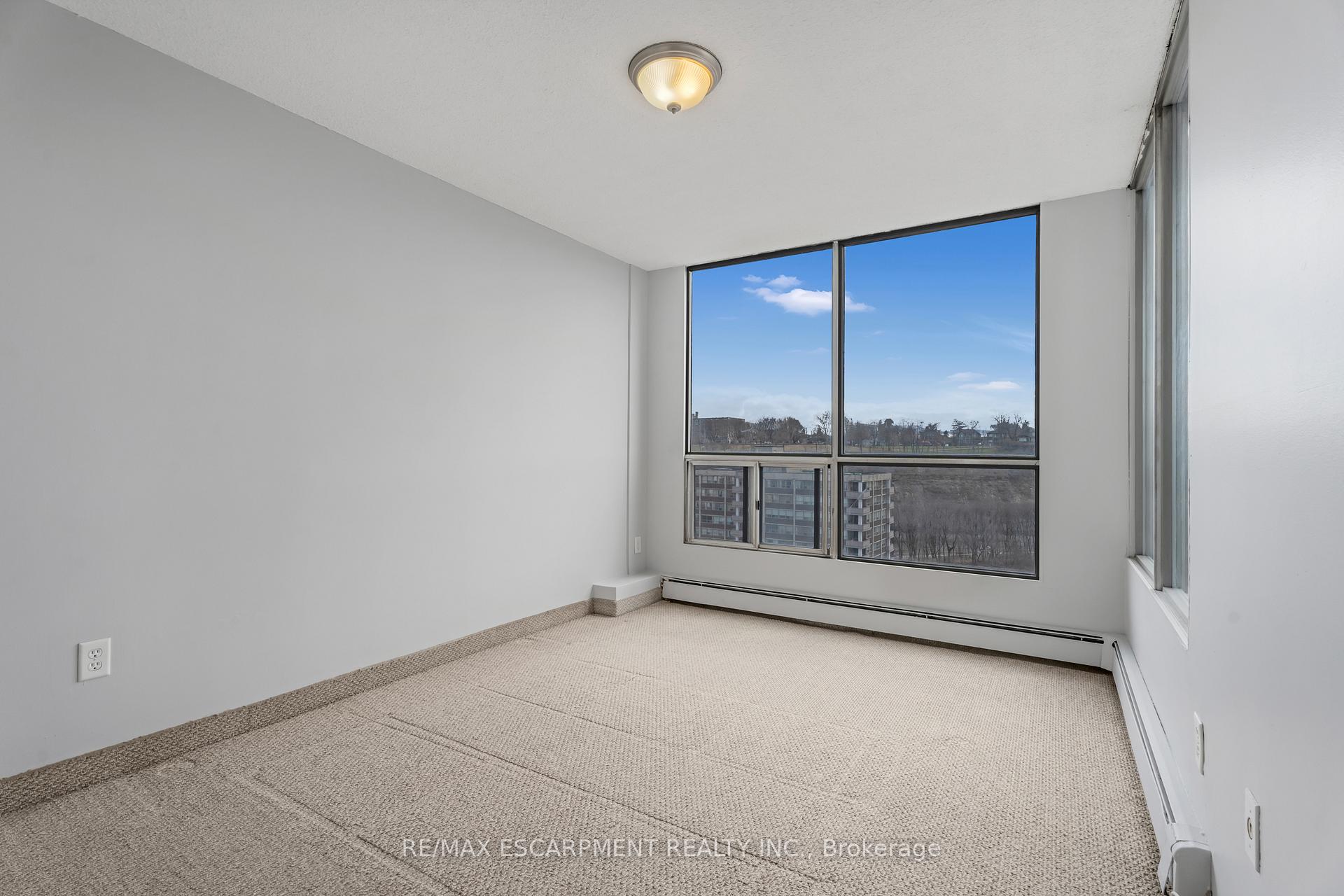 Photo 17 of Unit 3307, 150 Charlton Avenue E, Hamilton, Corktown — HOMEH