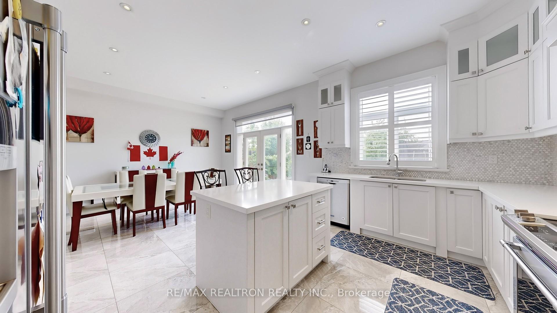 Photo 6 of 746A Stonepath Circle, Pickering, Amberlea — HOMEH