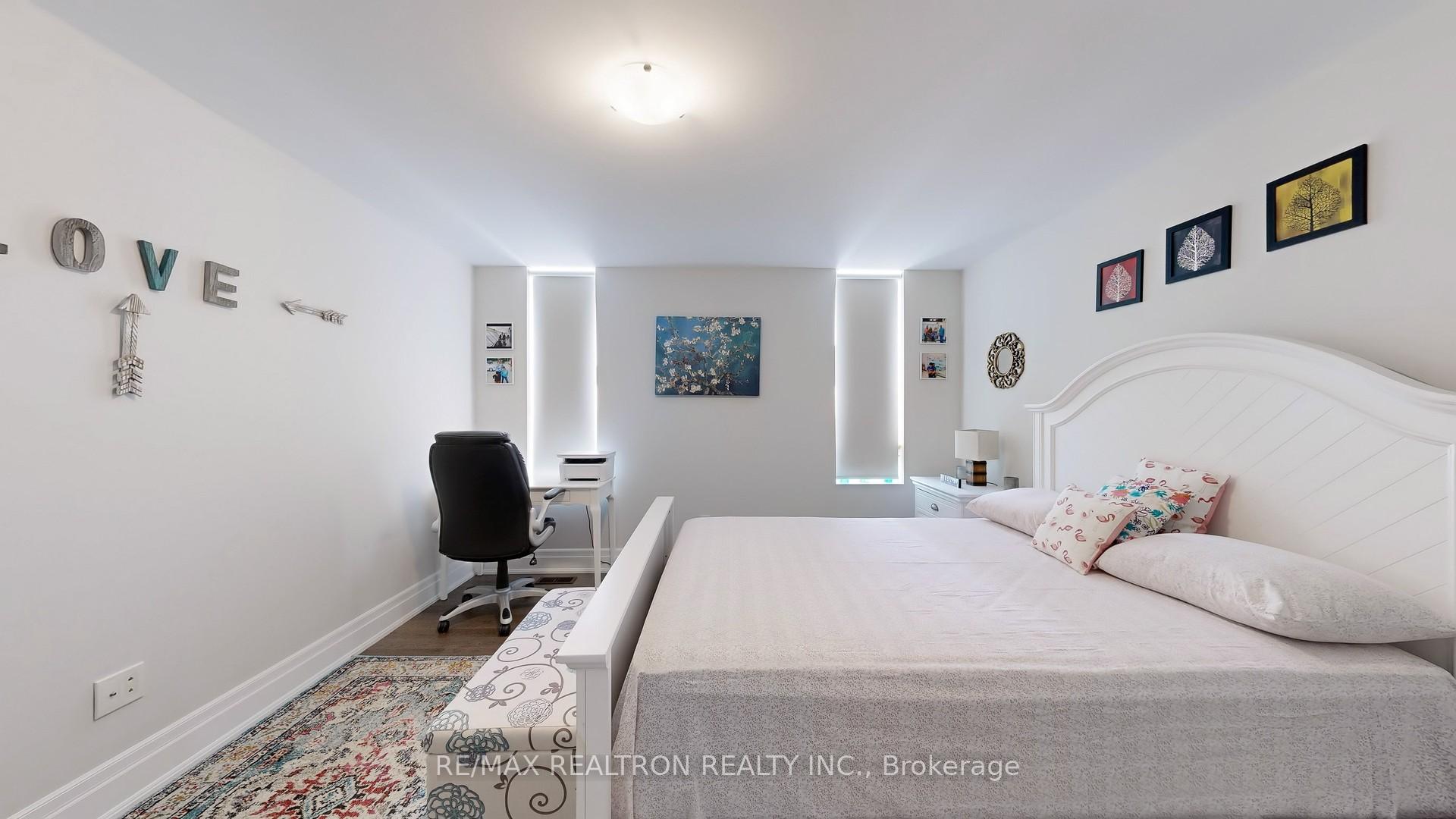 Photo 20 of 746A Stonepath Circle, Pickering, Amberlea — HOMEH