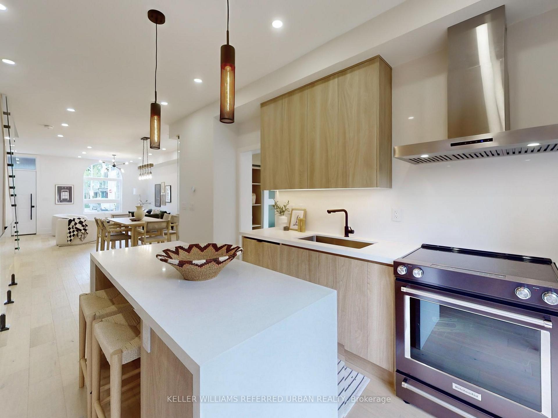Photo 7 of 164 Broadview Avenue, Toronto, South Riverdale — HOMEH