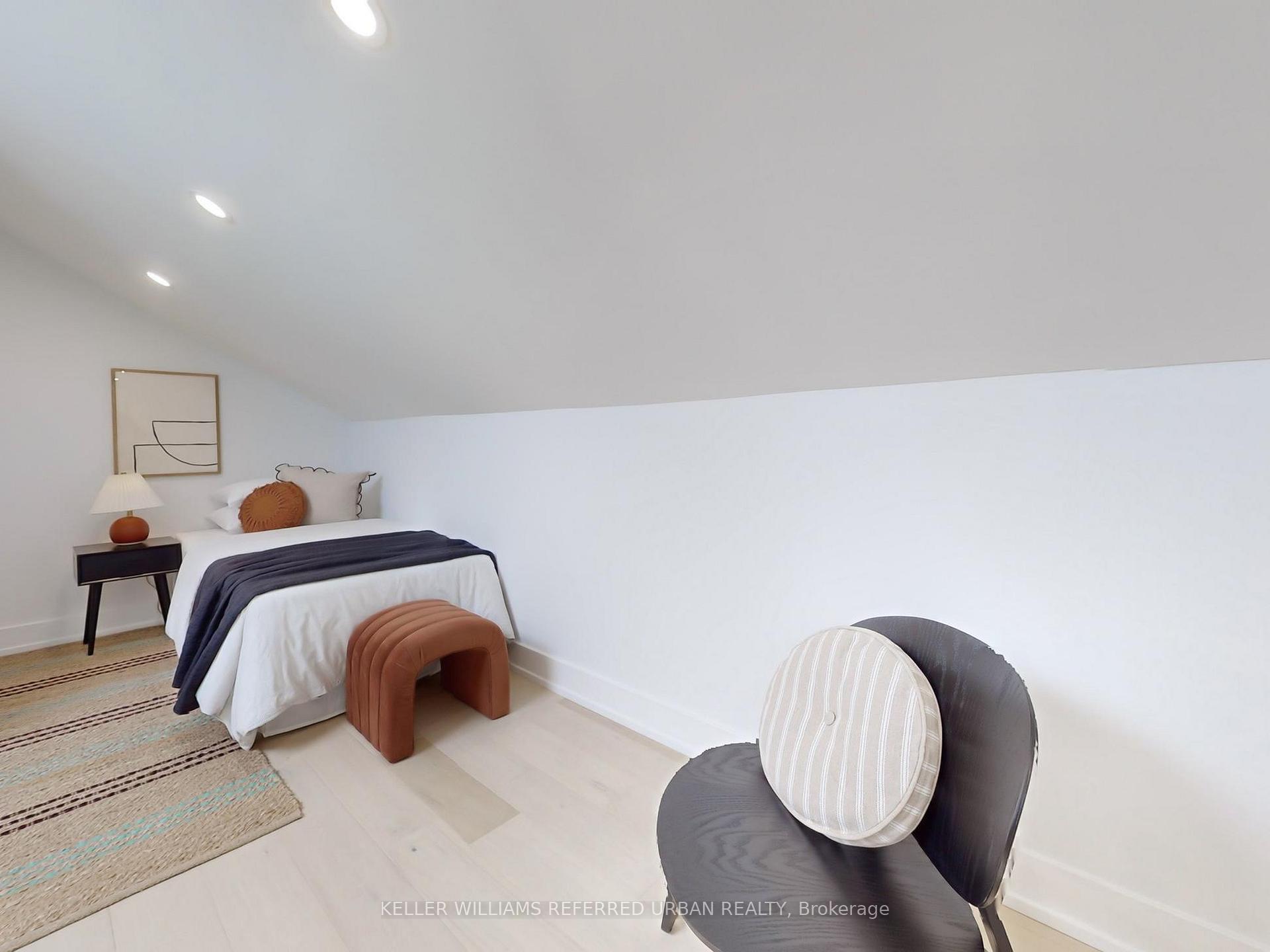 Photo 6 of 164 Broadview Avenue, Toronto, South Riverdale — HOMEH