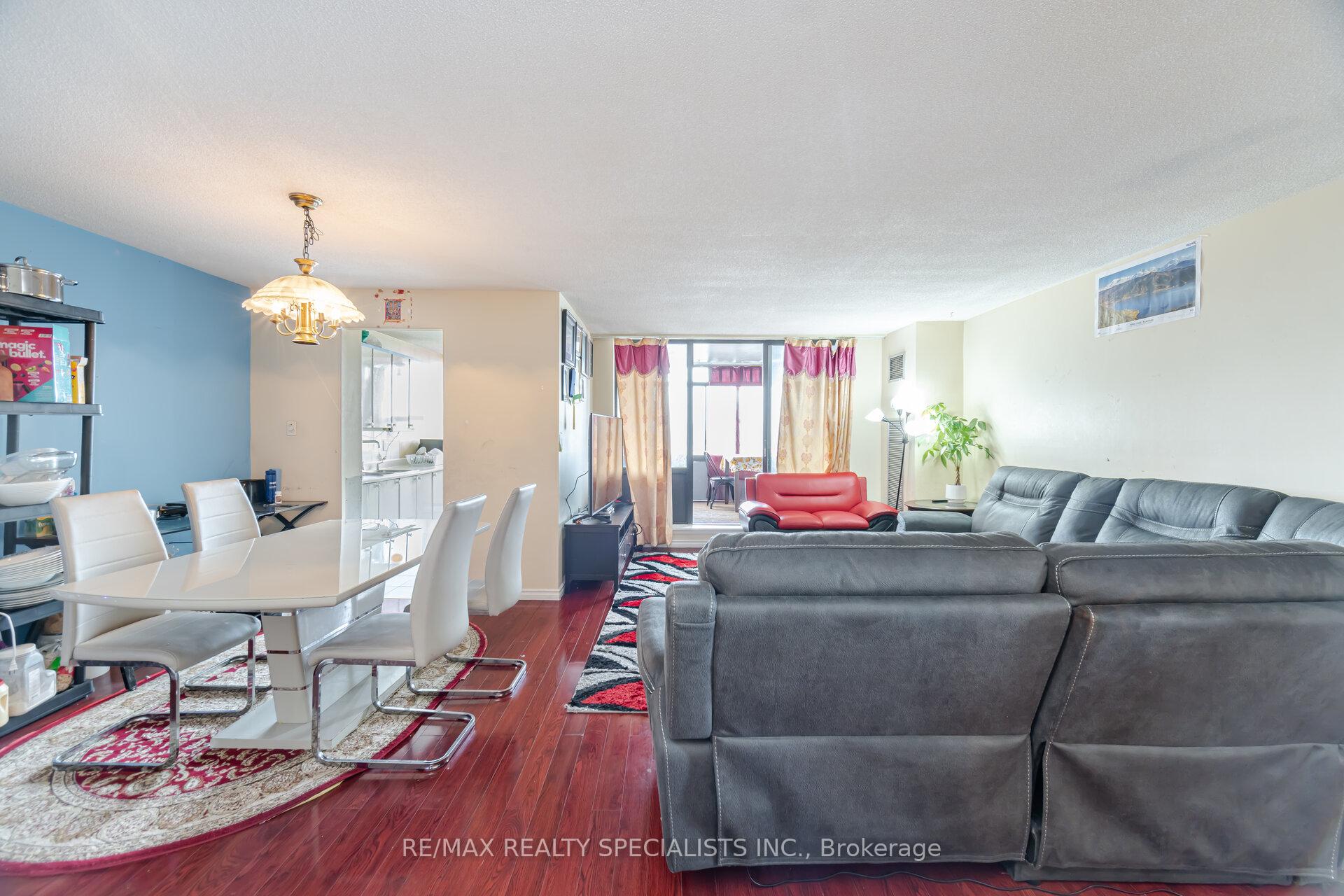 Photo 4 of Unit 1612, 18 Knightsbridge Road, Brampton, Queen Street Corridor — HOMEH