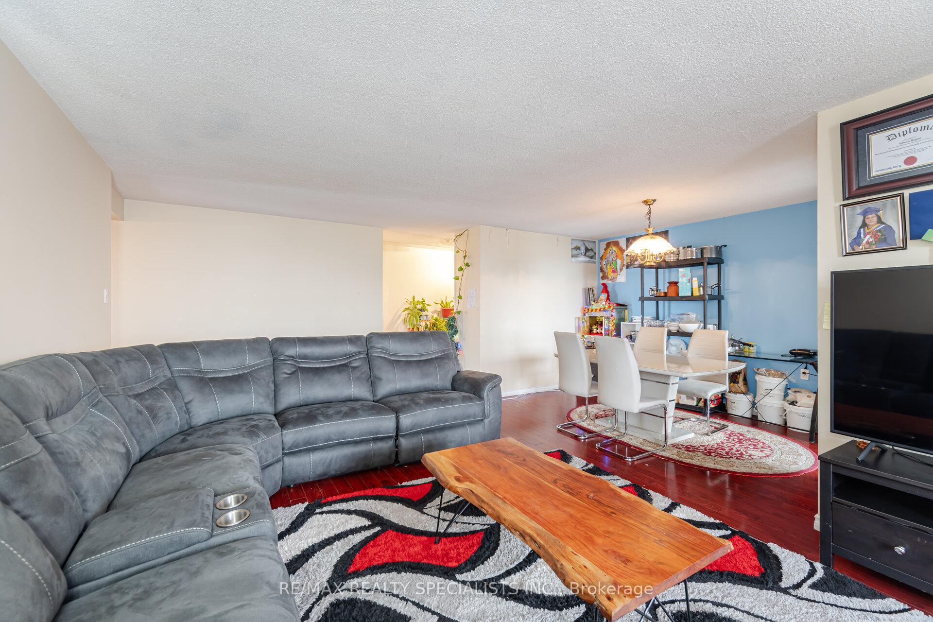 Photo 17 of Unit 1612, 18 Knightsbridge Road, Brampton, Queen Street Corridor — HOMEH
