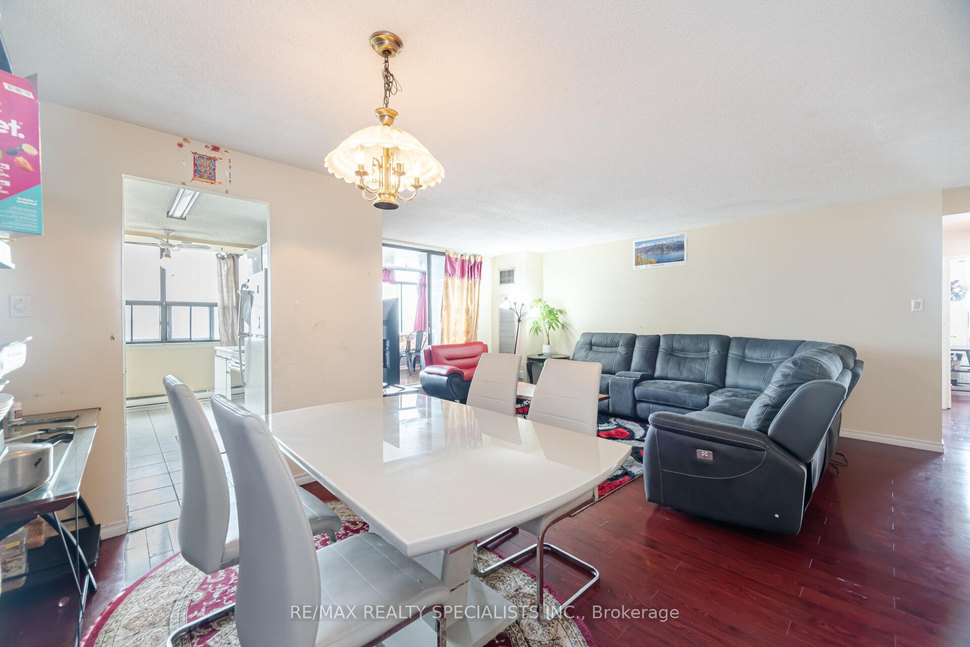 Photo 12 of Unit 1612, 18 Knightsbridge Road, Brampton, Queen Street Corridor — HOMEH