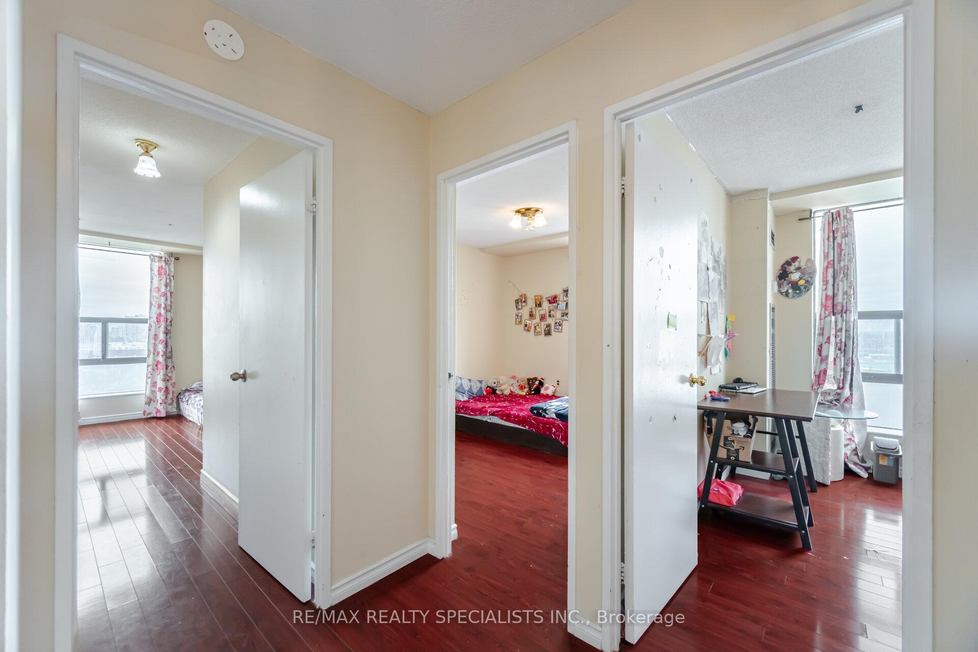 Photo 22 of Unit 1612, 18 Knightsbridge Road, Brampton, Queen Street Corridor — HOMEH